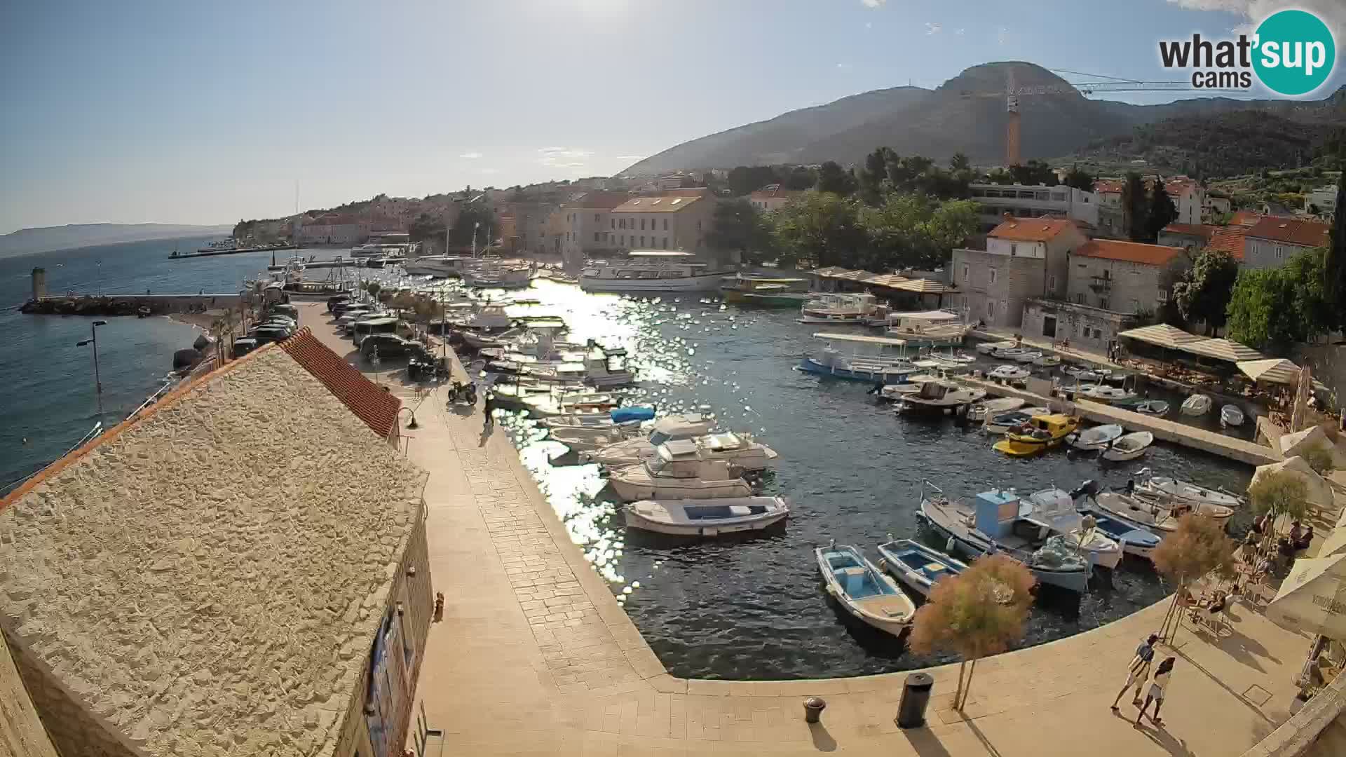 Webcam Bol Harbour – Live View of Bol Riva & Marina