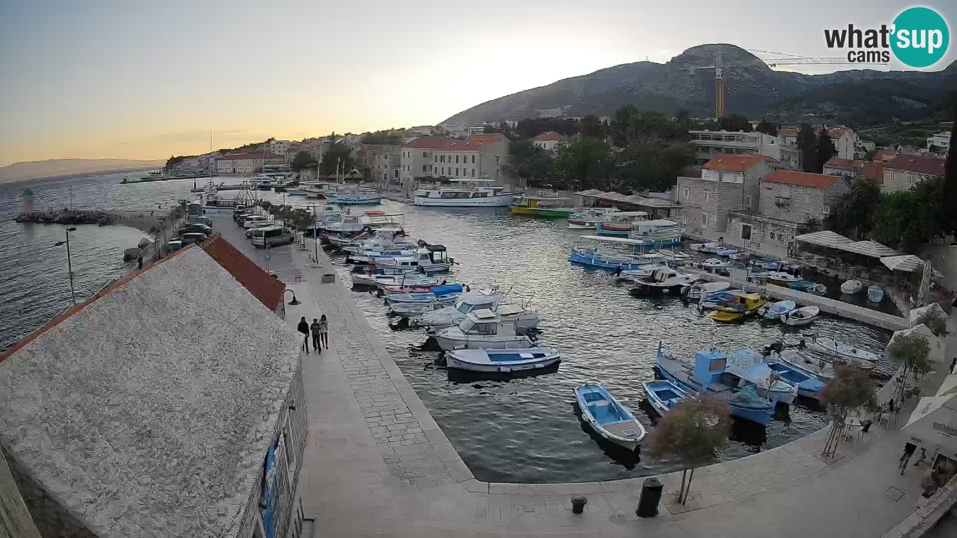 Webcam Bol Hafen – Liveblick auf Bol Riva & Marina
