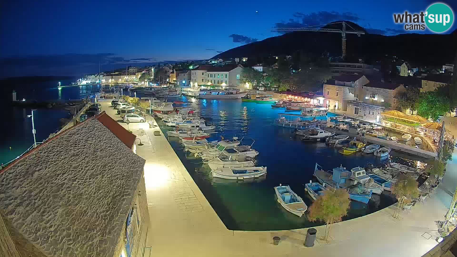 Webcam Bol Harbour – Live View of Bol Riva & Marina