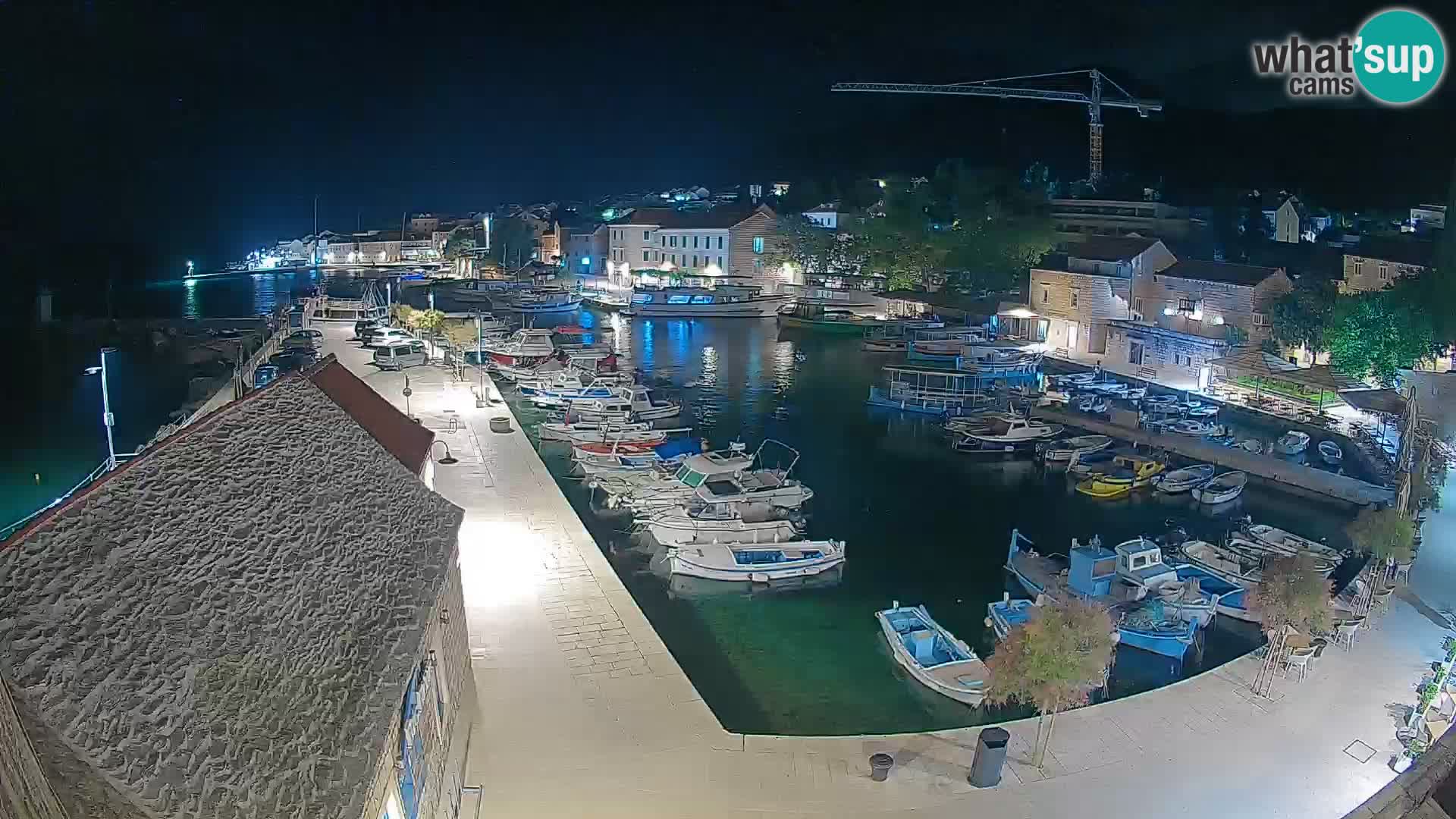 Webcam Bol Harbour – Live View of Bol Riva & Marina