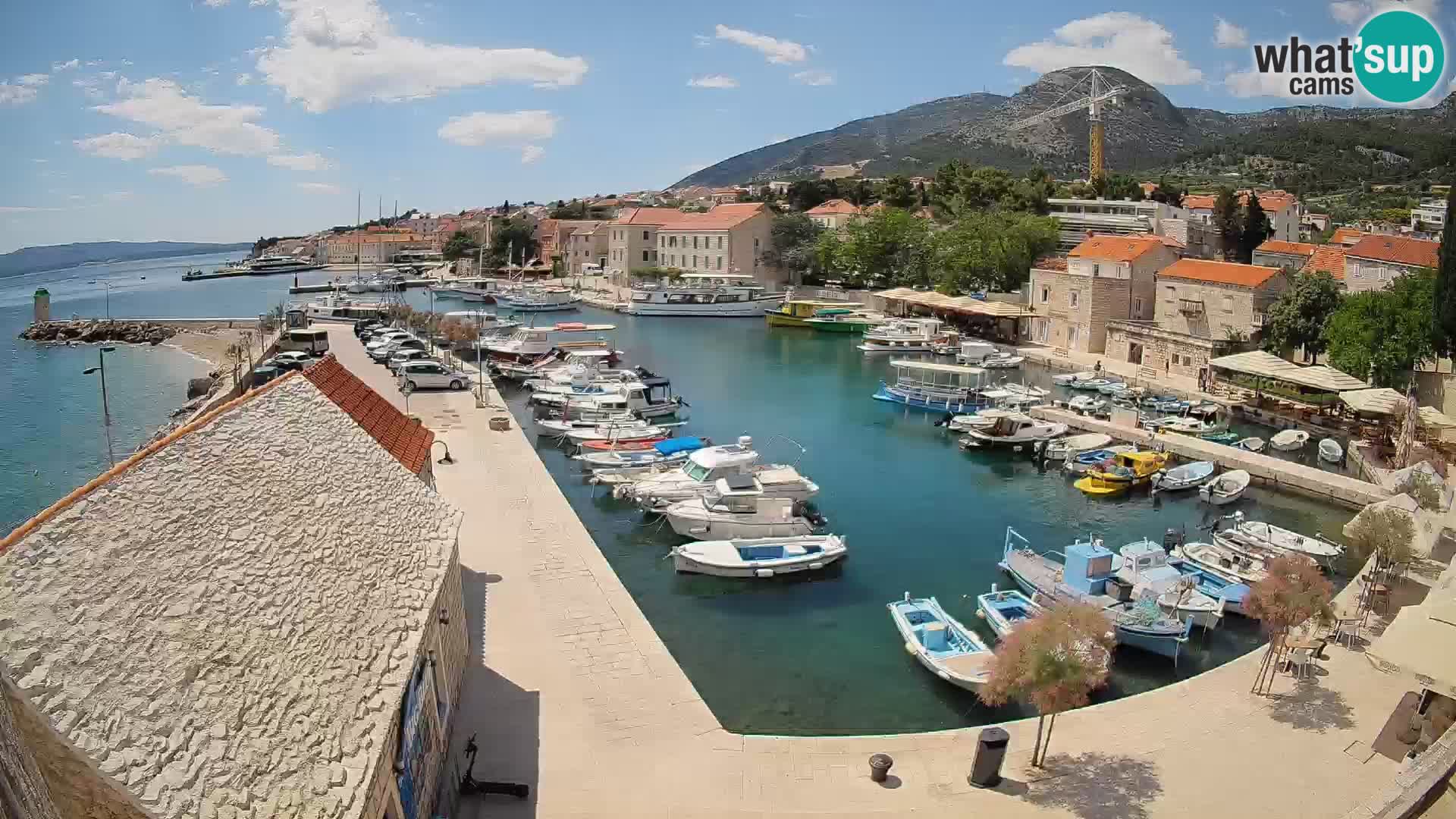 Webcam Bol Hafen – Liveblick auf Bol Riva & Marina