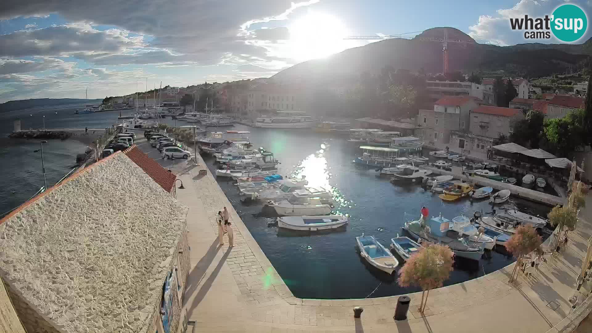 Webcam Bol Harbour – Live View of Bol Riva & Marina