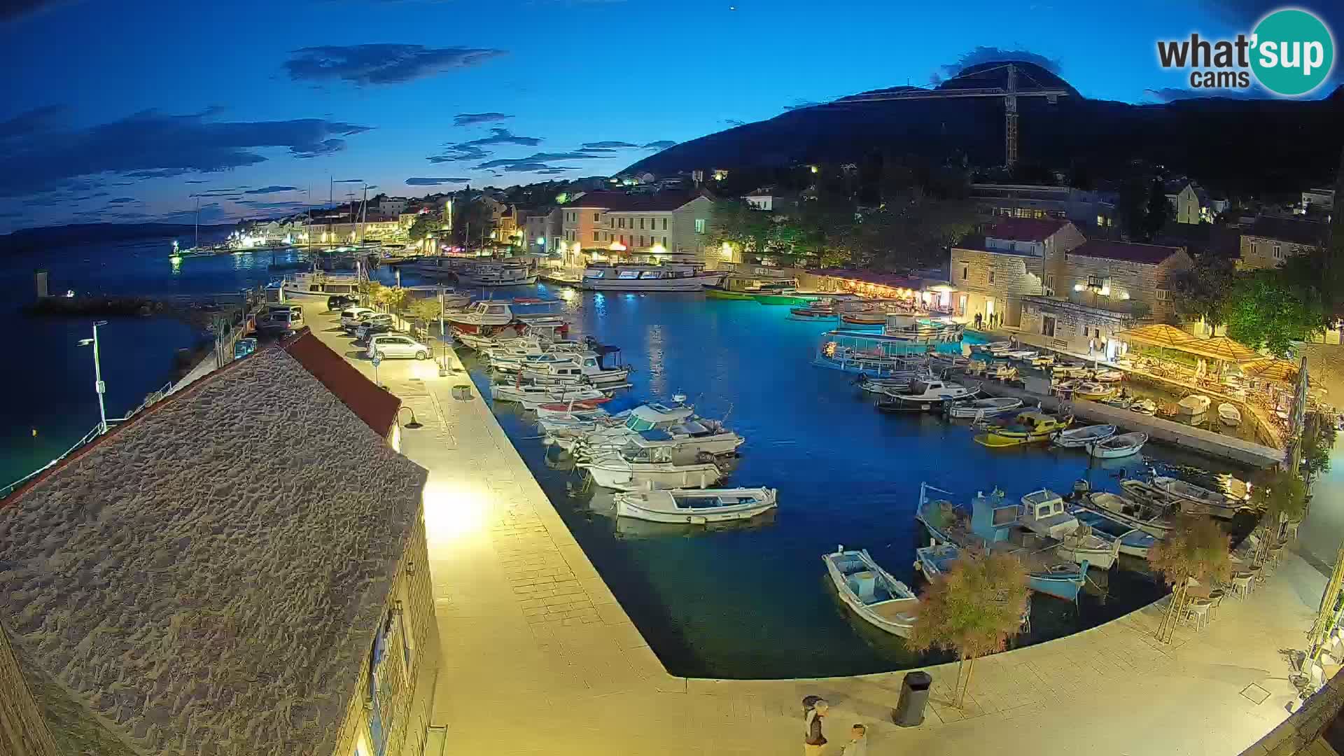 Webcam Bol Harbour – Live View of Bol Riva & Marina