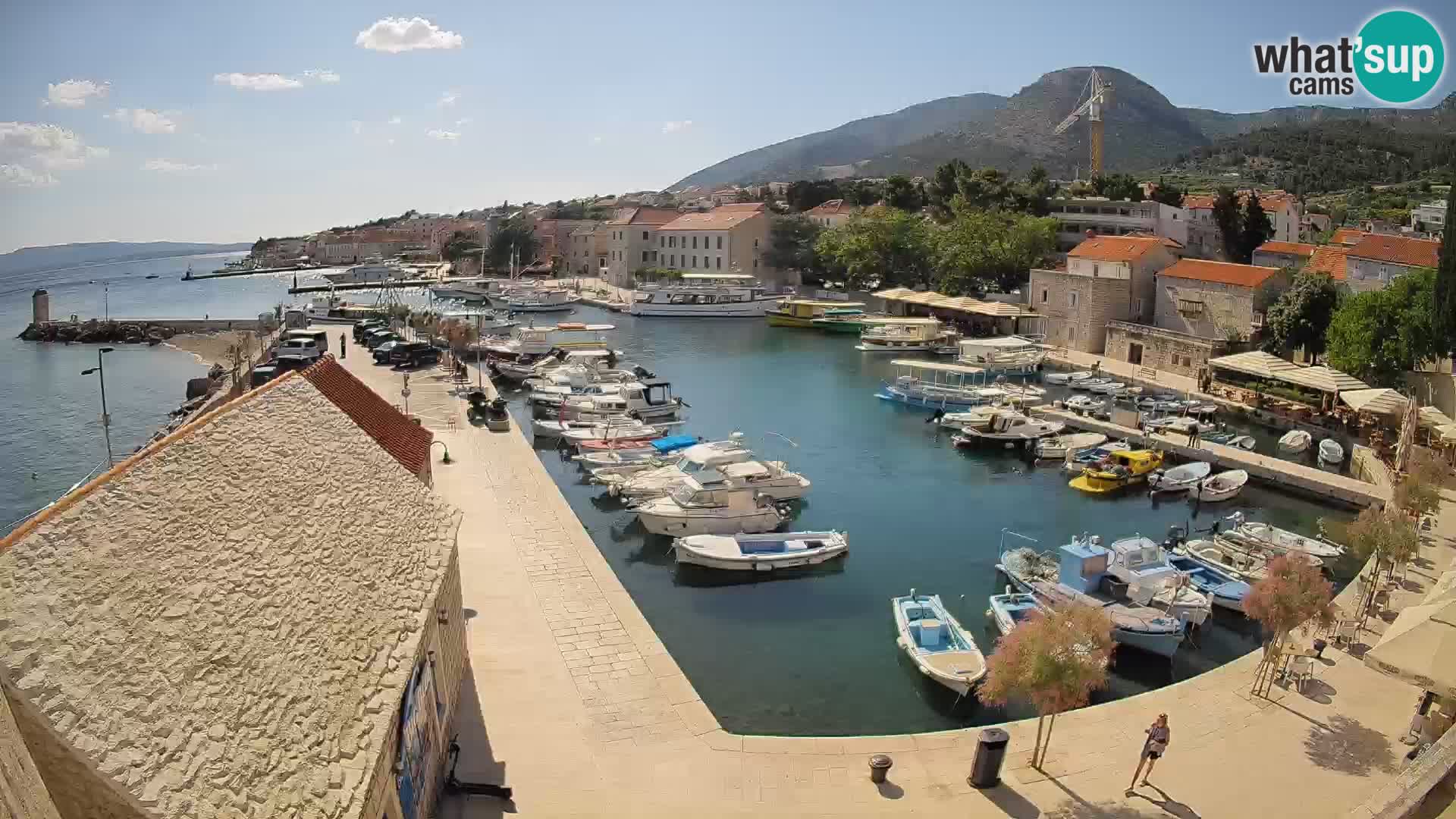 Webcam Bol Harbour – Live View of Bol Riva & Marina