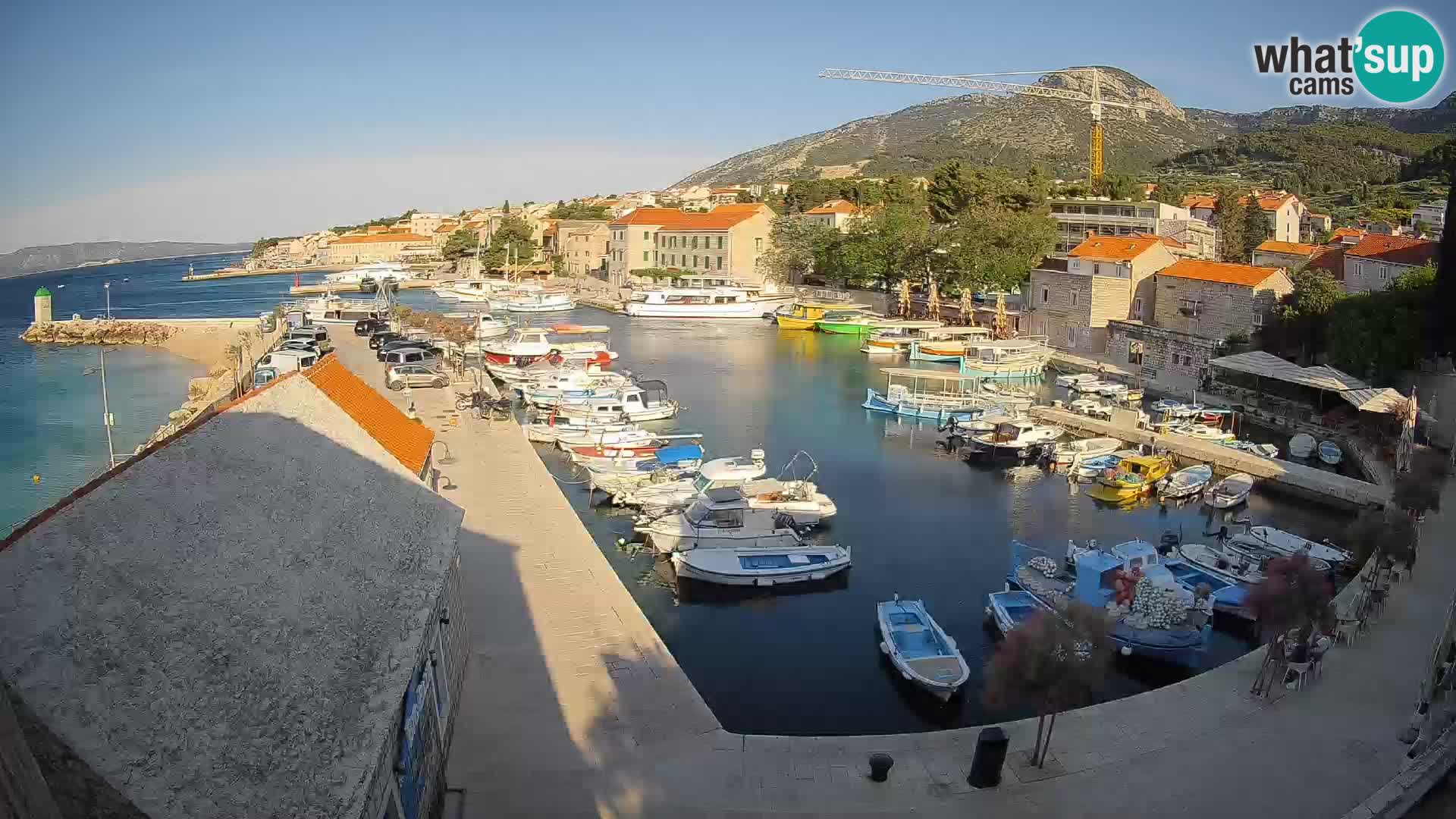 Webcam Bol Hafen – Liveblick auf Bol Riva & Marina