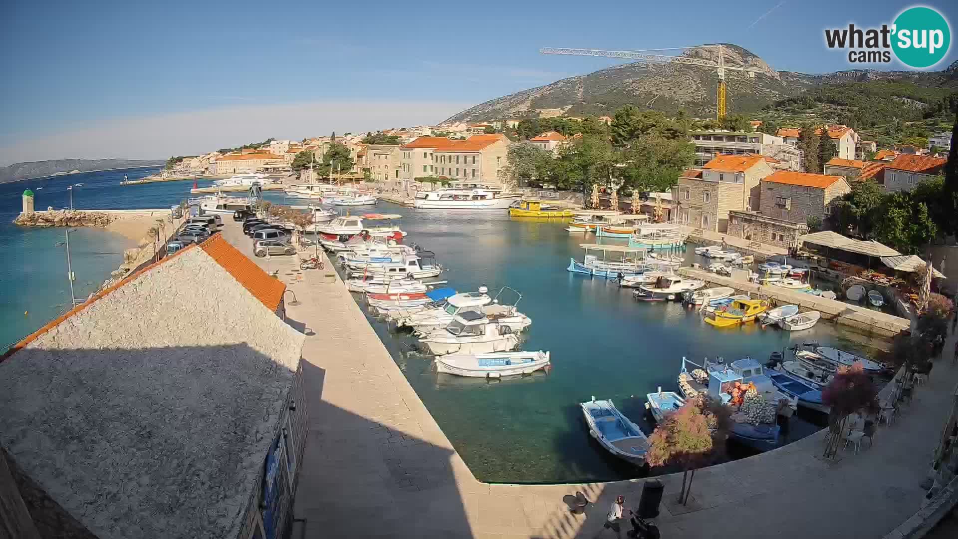 Webcam Bol Harbour – Live View of Bol Riva & Marina