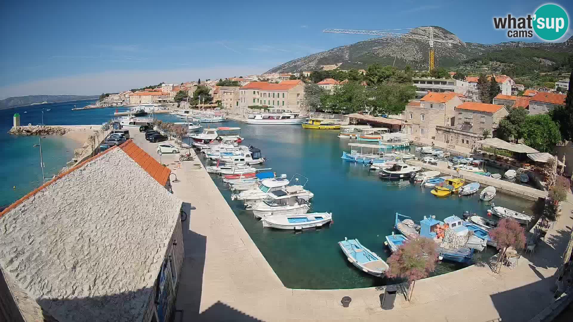 Webcam Bol Harbour – Live View of Bol Riva & Marina