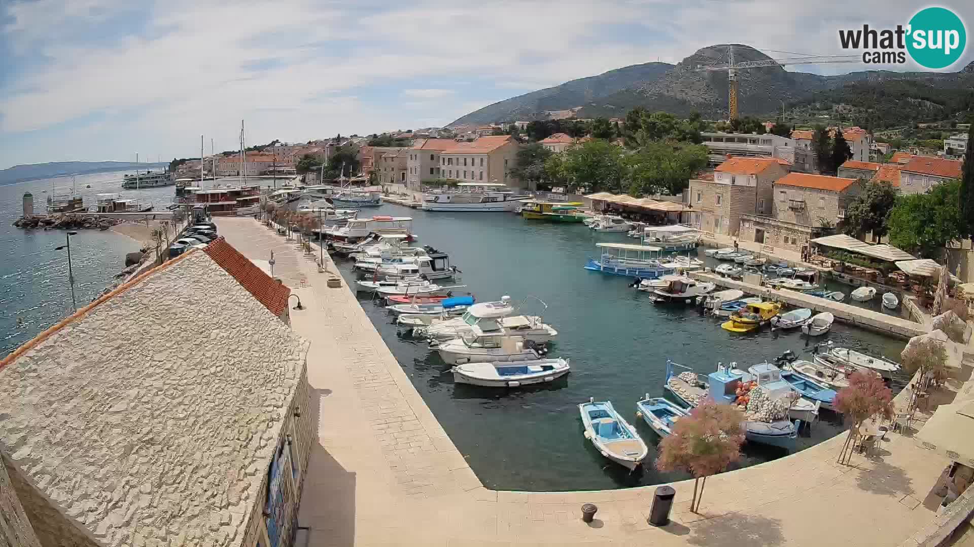 Webcam Bol Harbour – Live View of Bol Riva & Marina