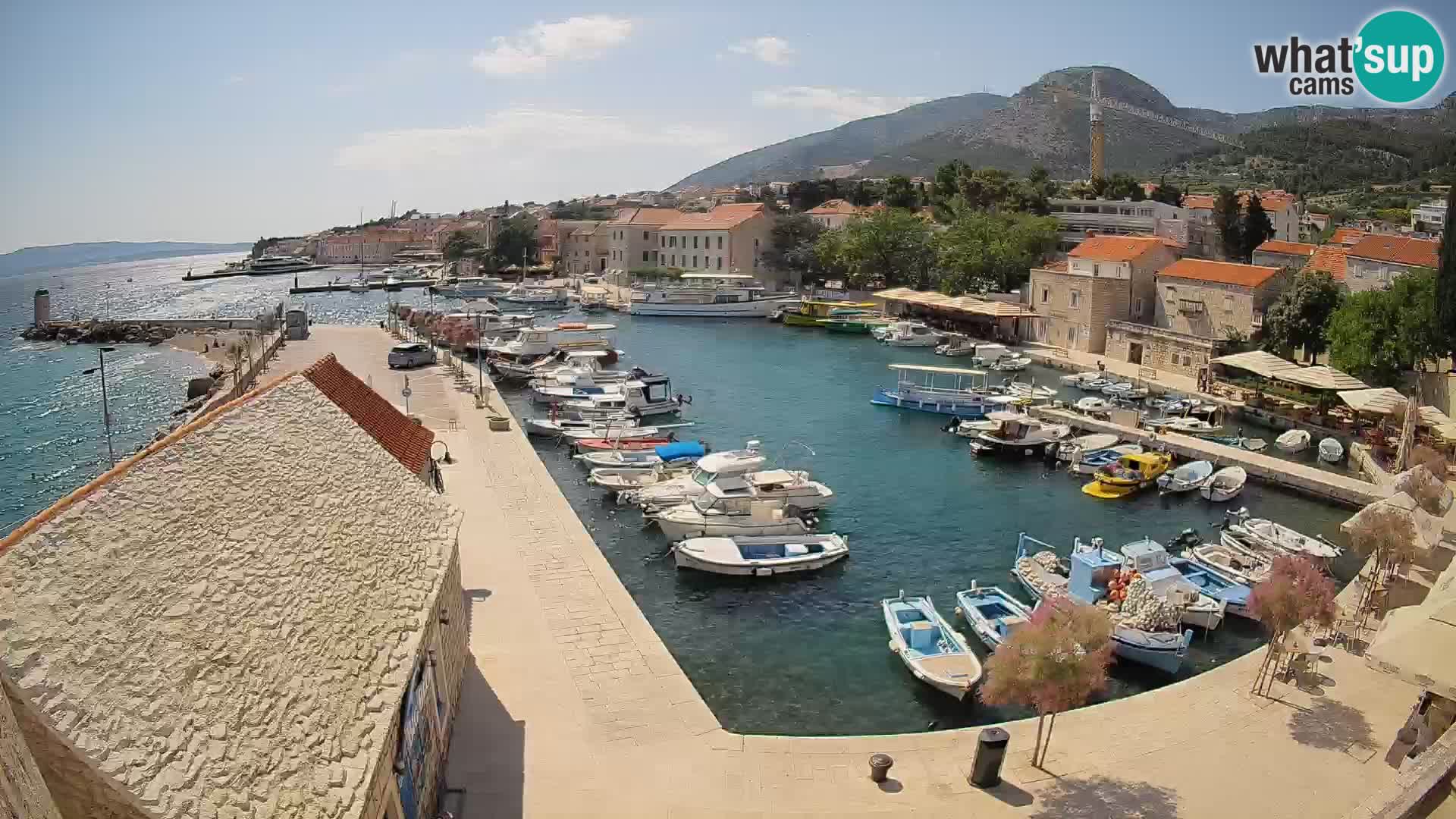 Webcam Bol Harbour – Live View of Bol Riva & Marina