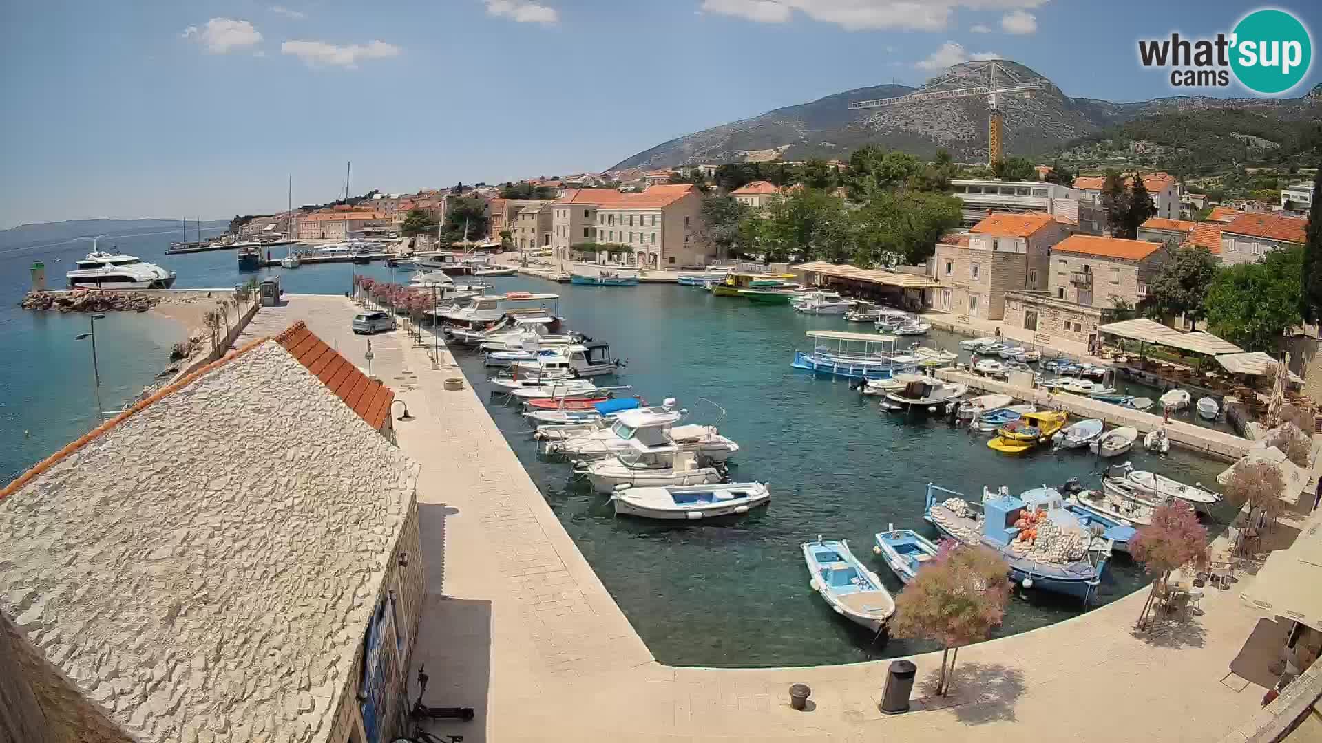 Webcam Bol Harbour – Live View of Bol Riva & Marina