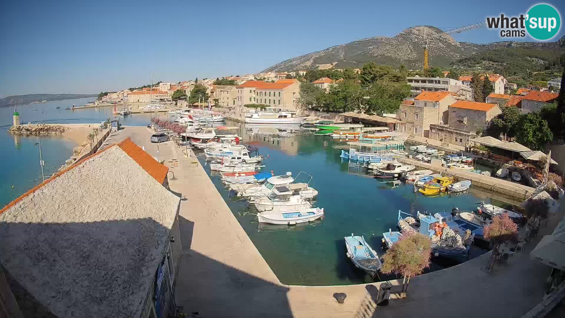 Webcam Bol Harbour – Live View of Bol Riva & Marina