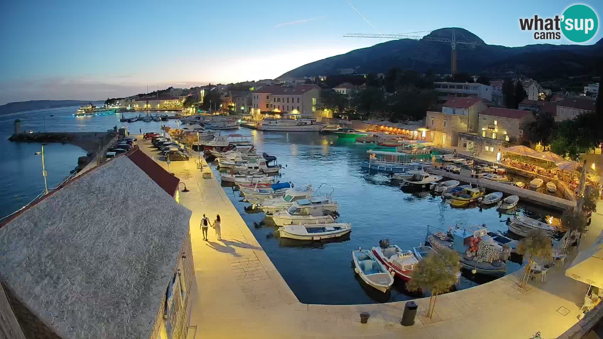 Webcam Bol Harbour – Live View of Bol Riva & Marina
