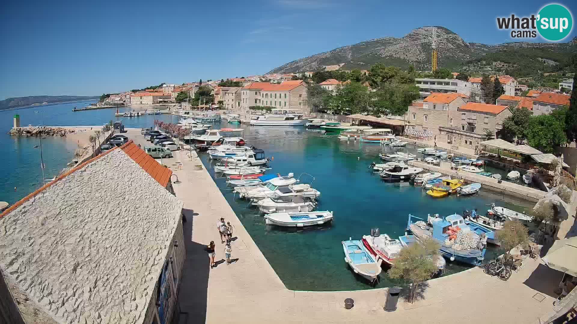 Webcam Bol Hafen – Liveblick auf Bol Riva & Marina