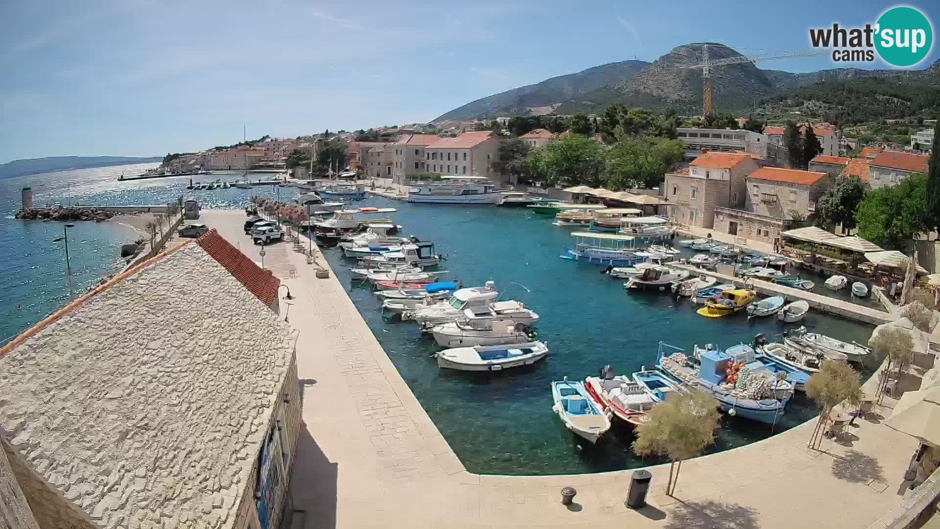 Webcam Bol Harbour – Live View of Bol Riva & Marina