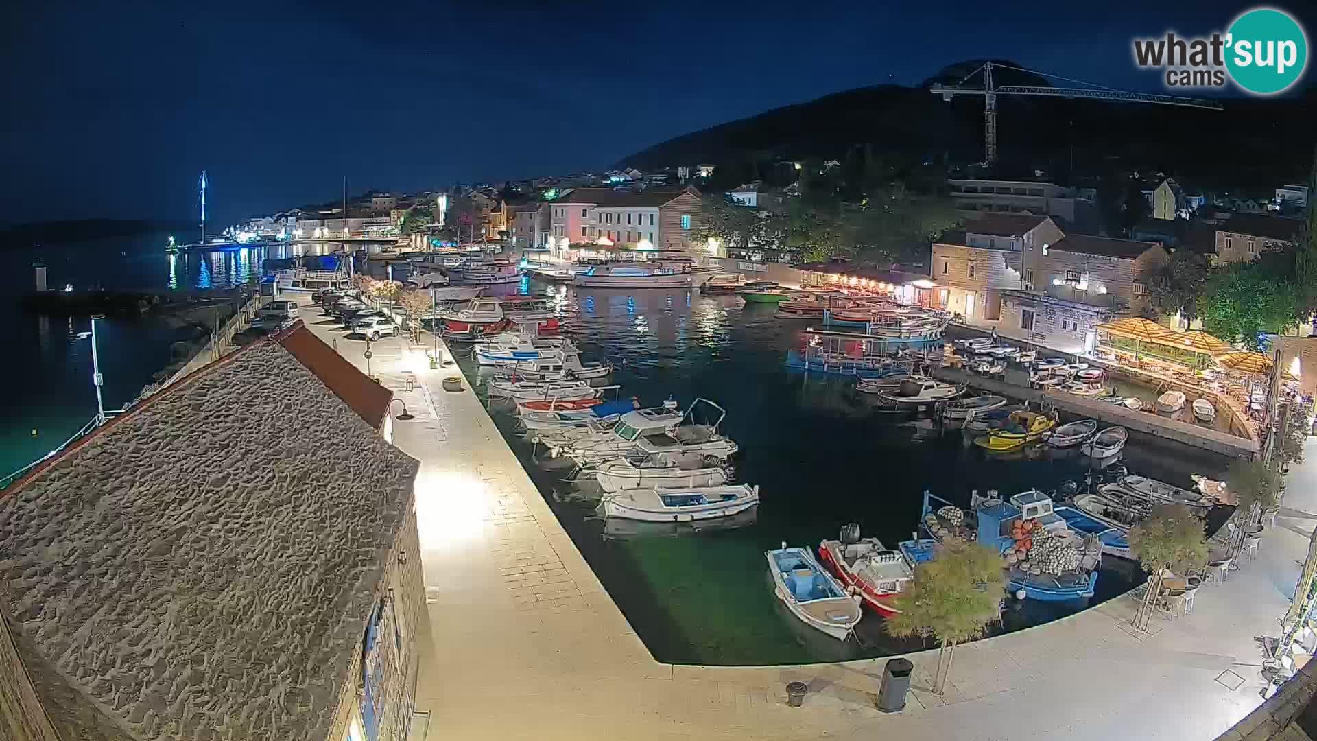 Webcam Bol Harbour – Live View of Bol Riva & Marina