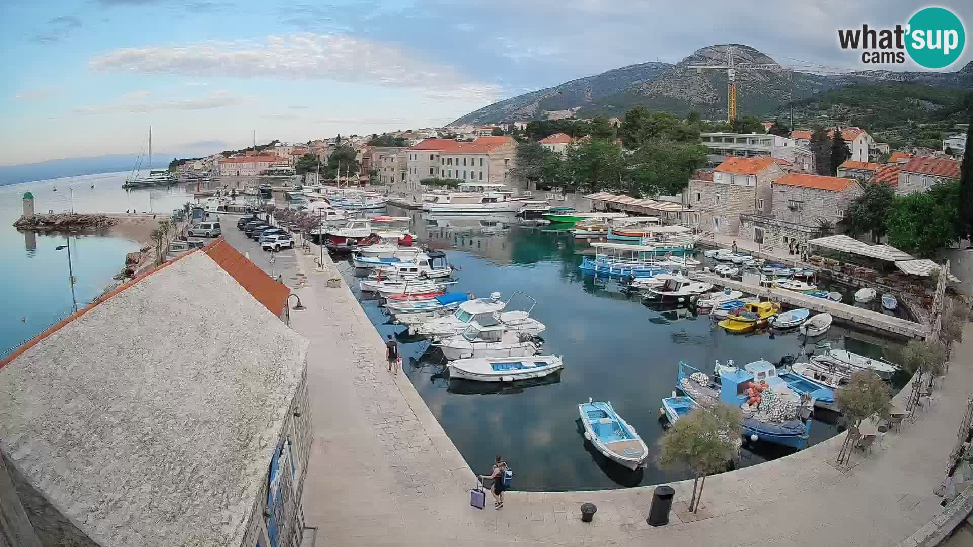 Webcam Bol Harbour – Live View of Bol Riva & Marina