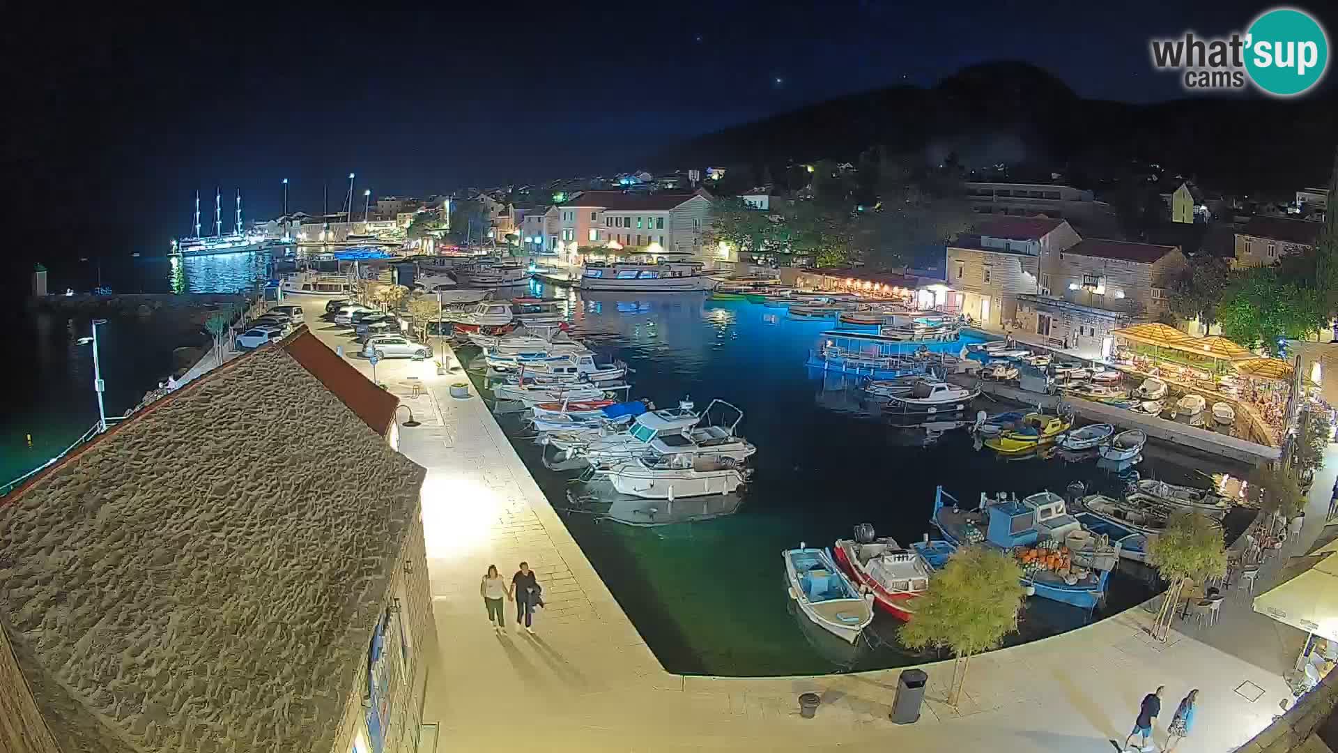 Webcam Bol Harbour – Live View of Bol Riva & Marina