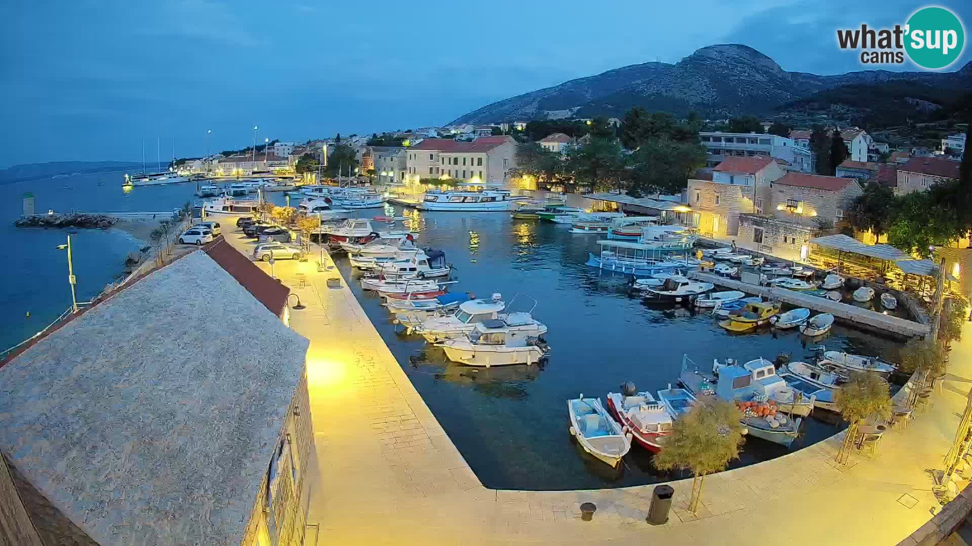 Webcam Bol Hafen – Liveblick auf Bol Riva & Marina