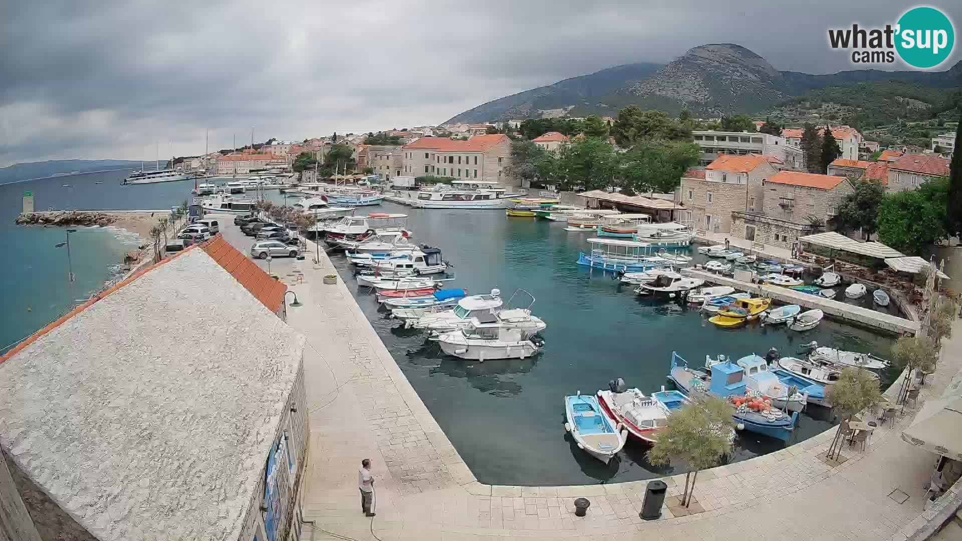 Webcam Bol Hafen – Liveblick auf Bol Riva & Marina