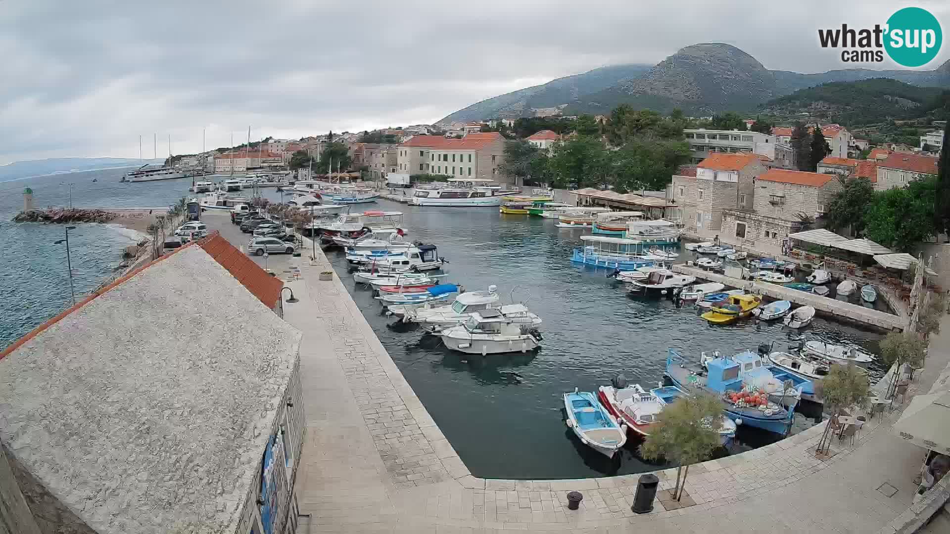 Webcam Bol Harbour – Live View of Bol Riva & Marina