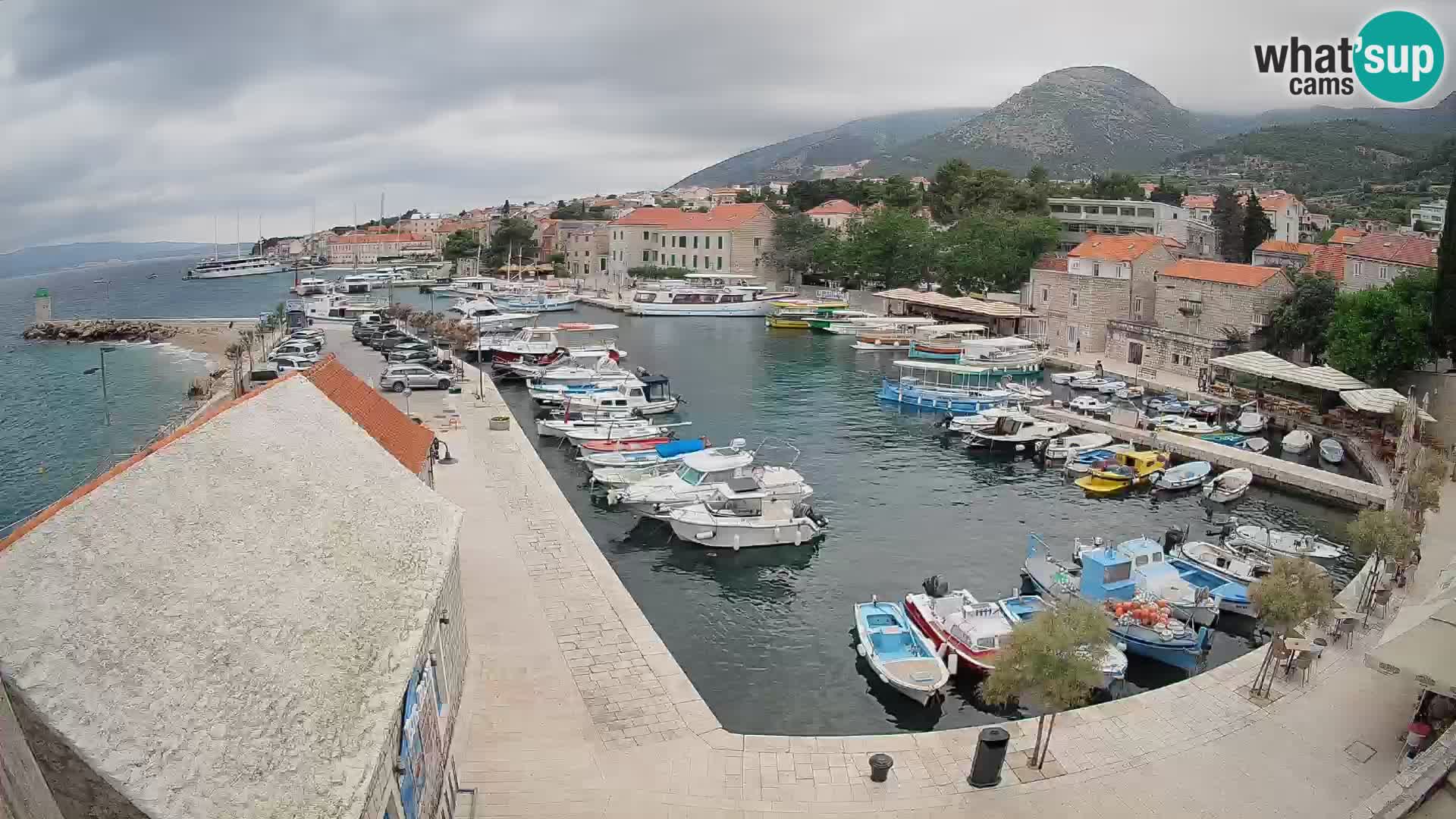 Webcam Bol Harbour – Live View of Bol Riva & Marina