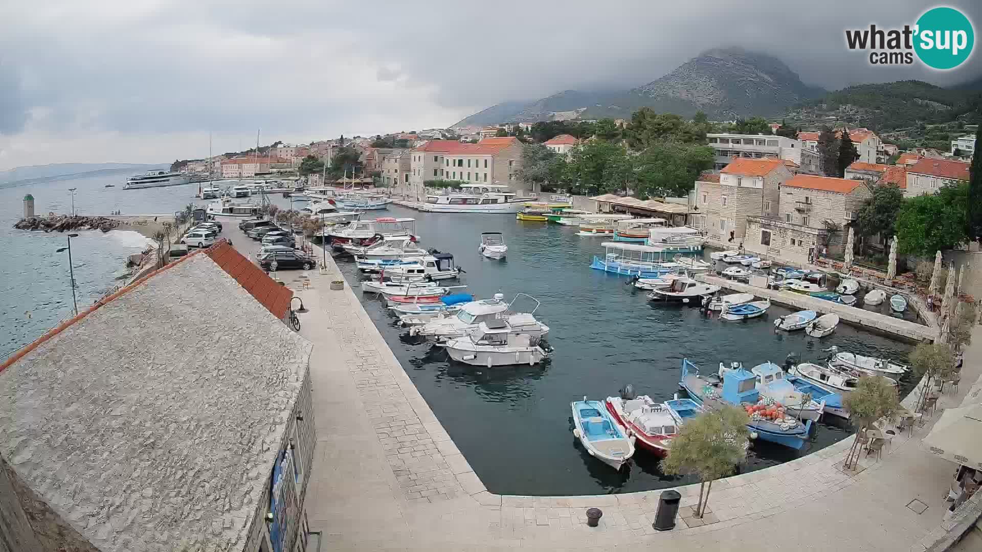 Webcam Bol Harbour – Live View of Bol Riva & Marina