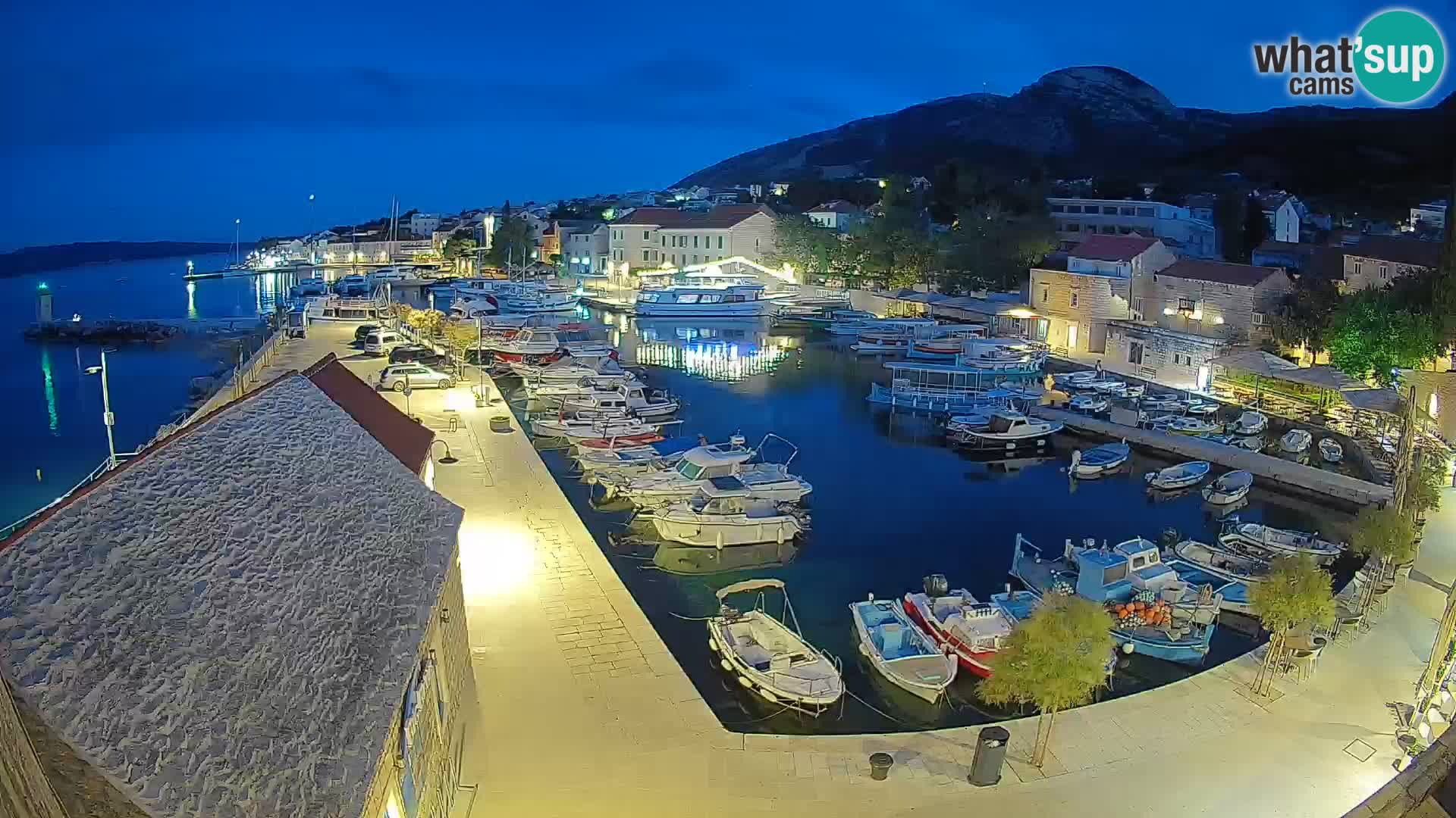 Webcam Bol Hafen – Liveblick auf Bol Riva & Marina