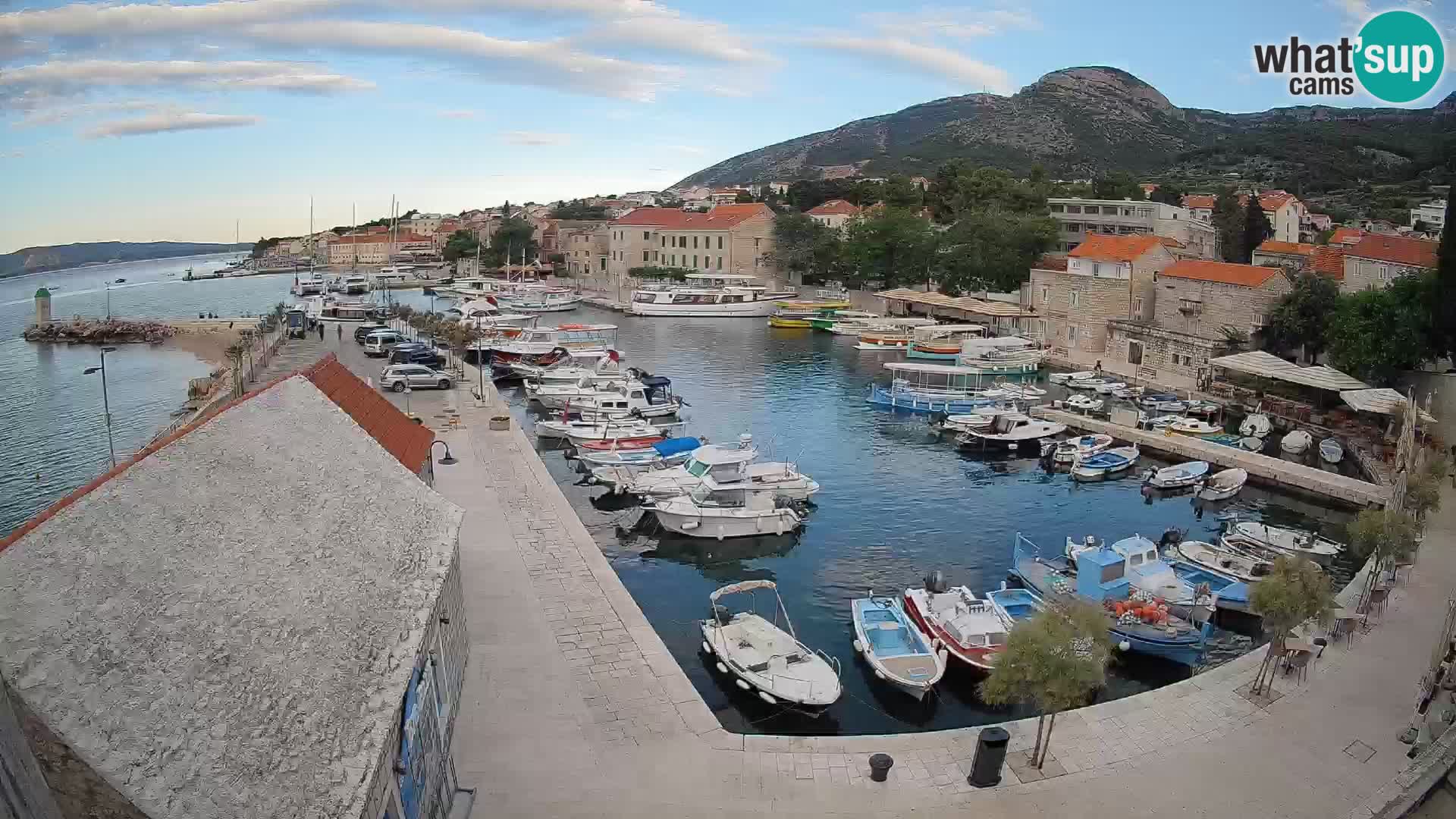 Webcam Bol Harbour – Live View of Bol Riva & Marina