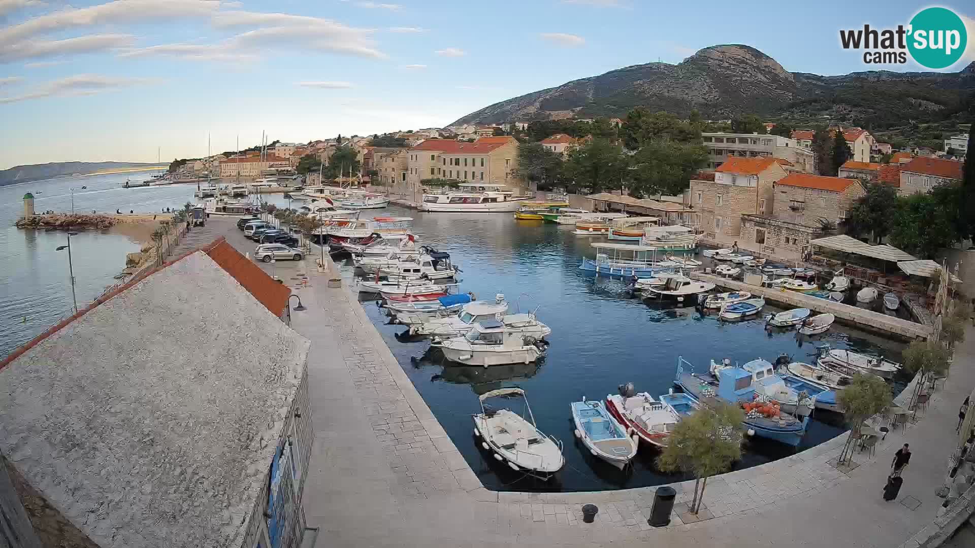 Webcam Bol Harbour – Live View of Bol Riva & Marina