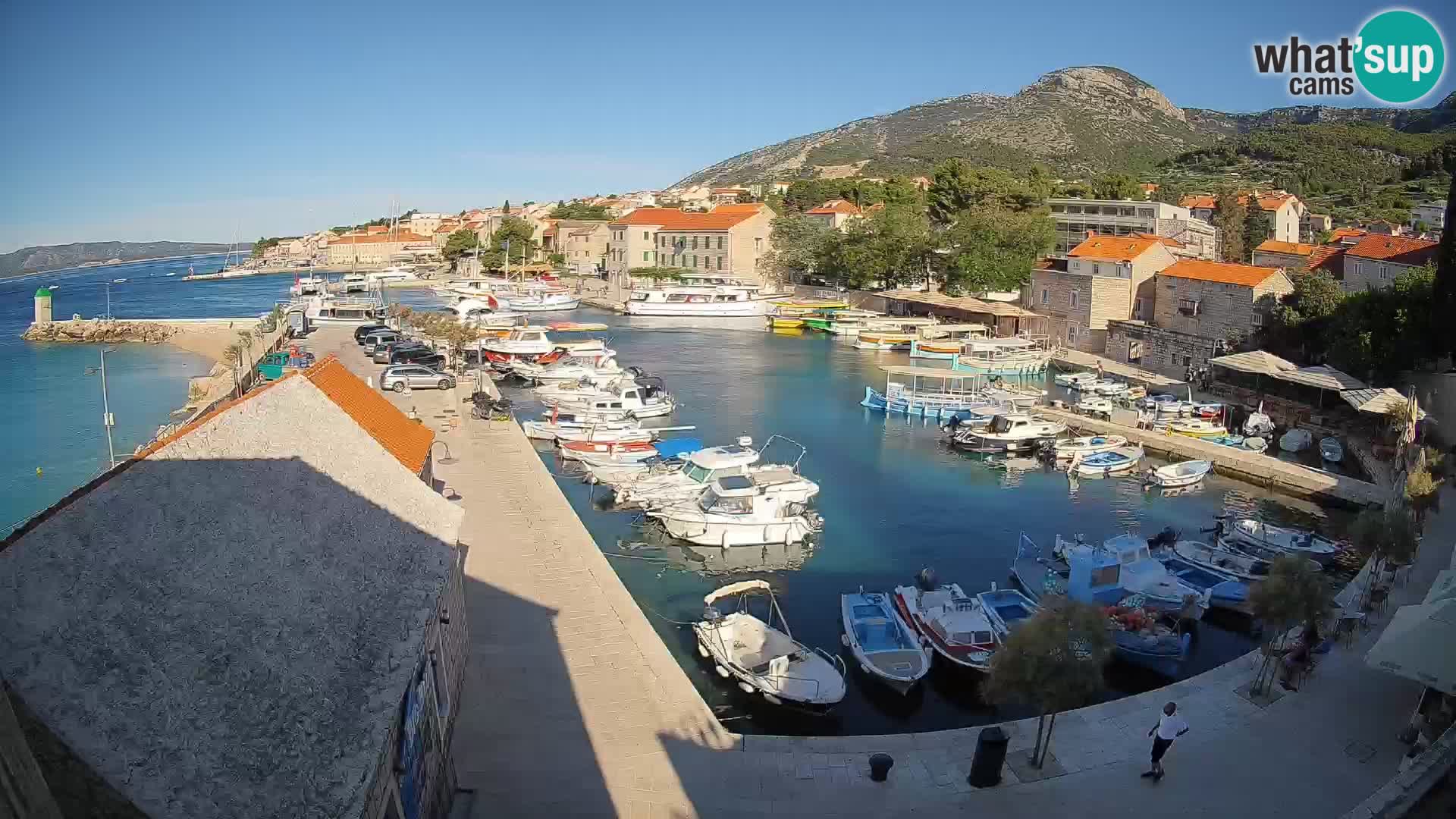 Webcam Bol Hafen – Liveblick auf Bol Riva & Marina
