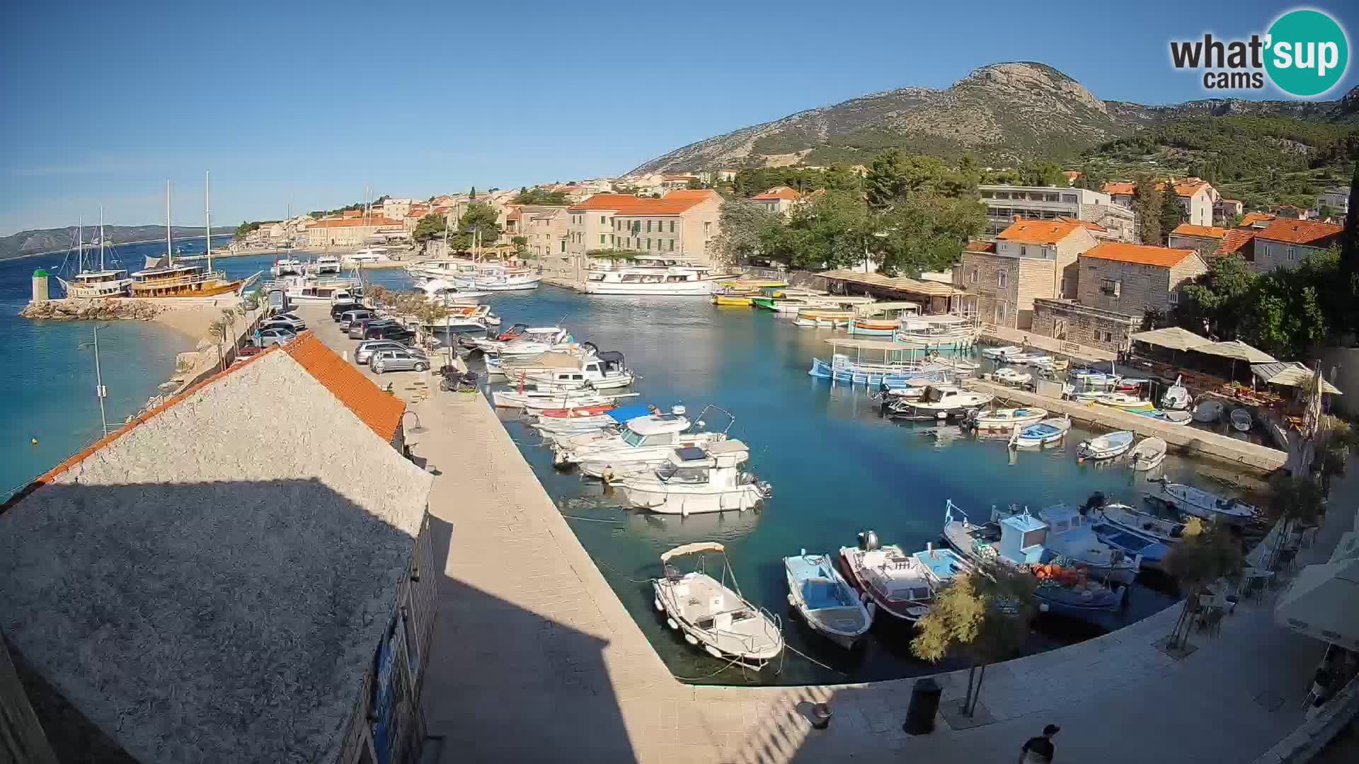 Webcam Bol Hafen – Liveblick auf Bol Riva & Marina