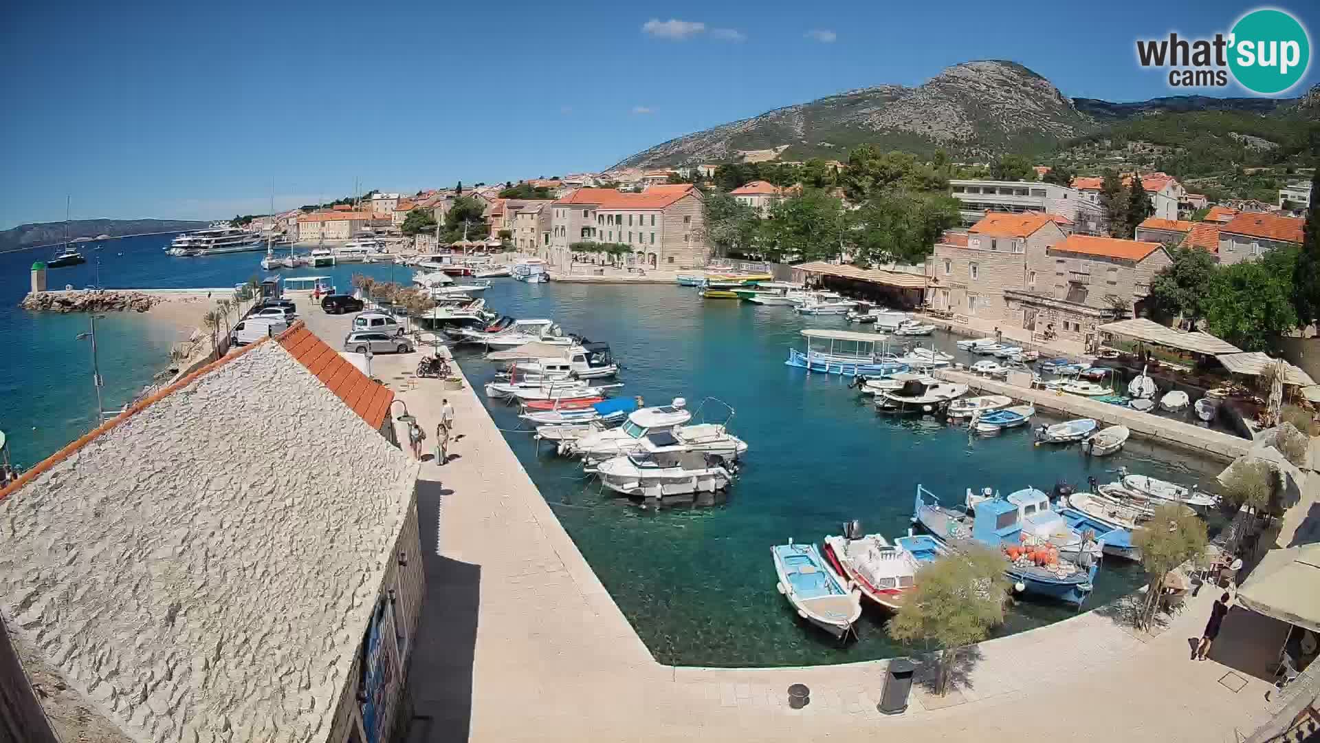 Webcam Bol Hafen – Liveblick auf Bol Riva & Marina
