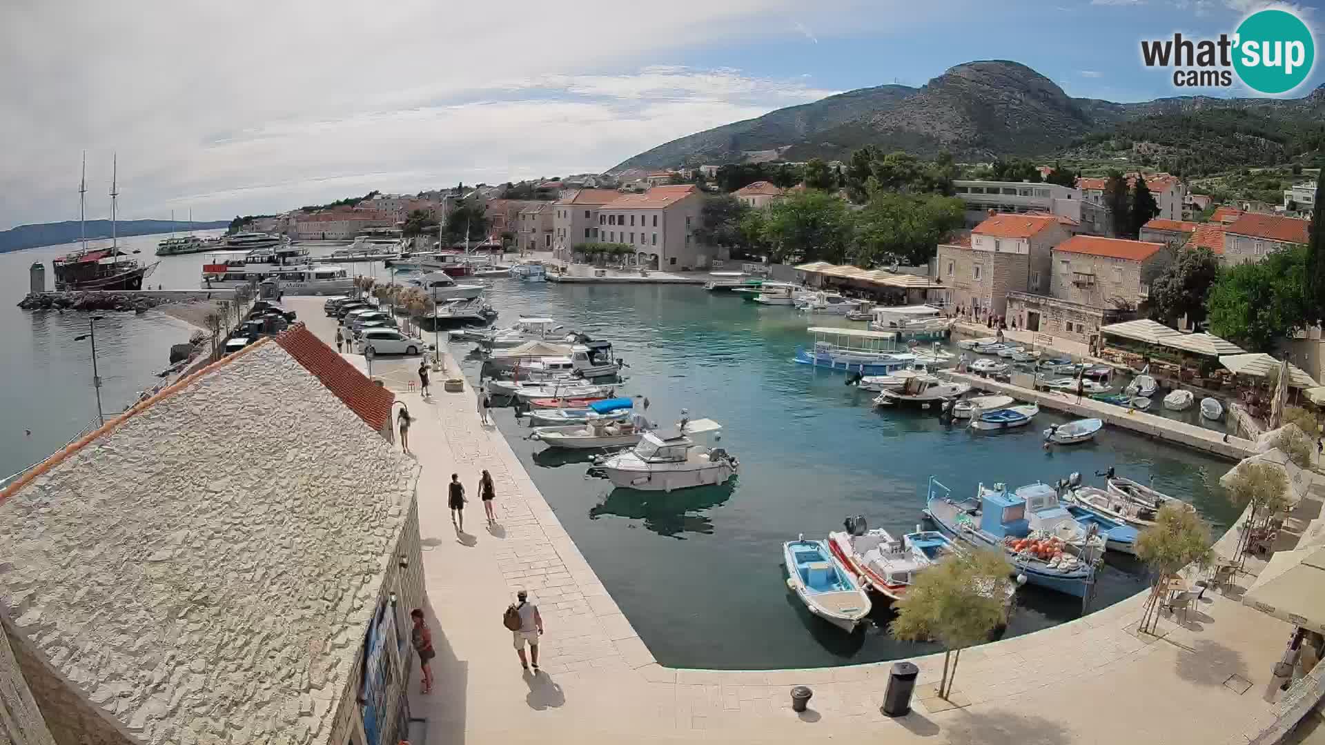 Webcam Bol Harbour – Live View of Bol Riva & Marina