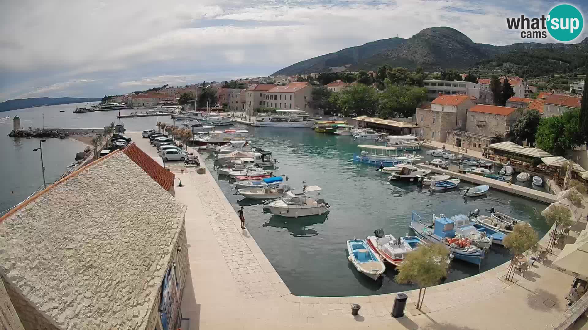 Webcam Bol Harbour – Live View of Bol Riva & Marina