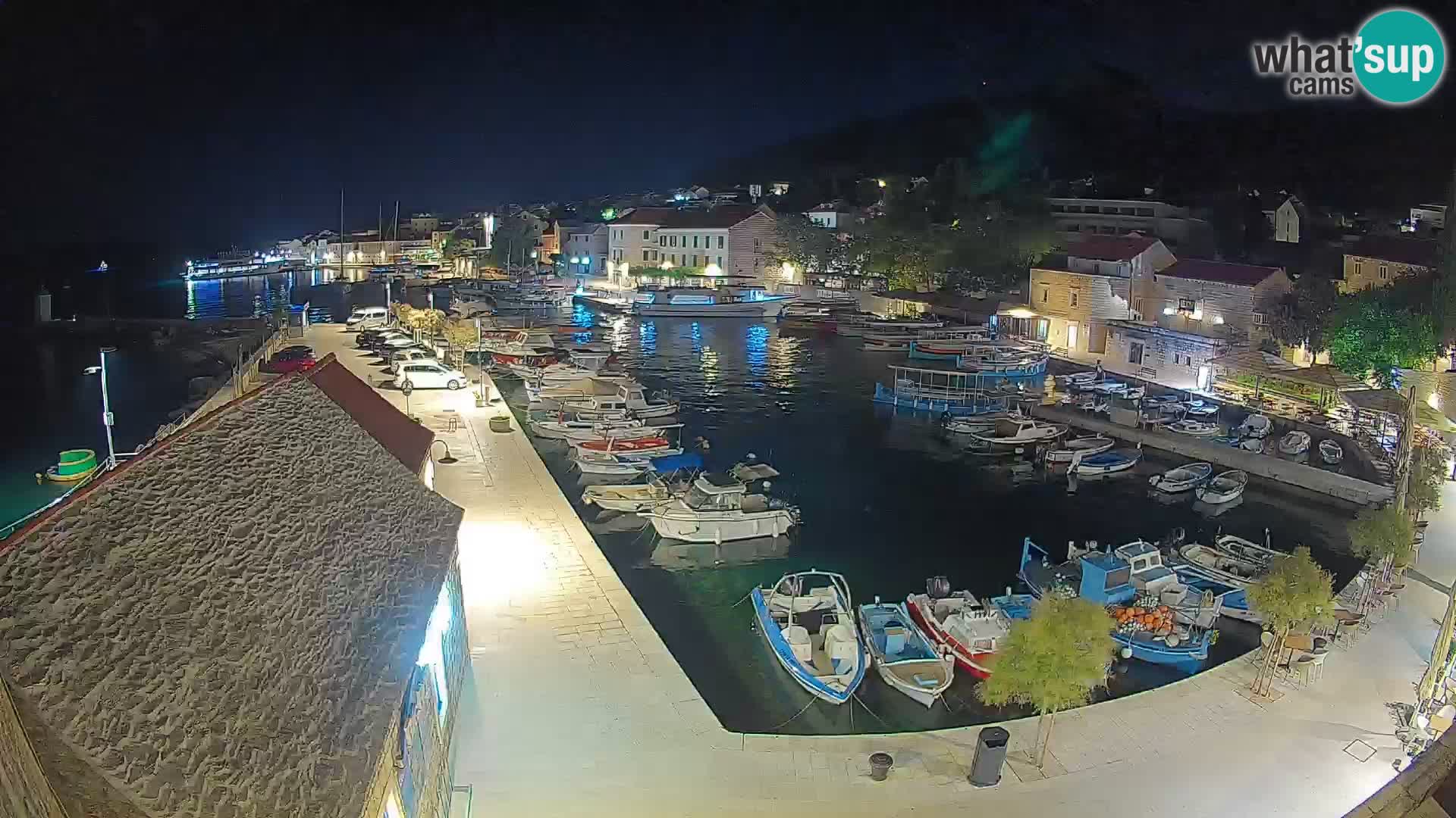 Webcam Bol Harbour – Live View of Bol Riva & Marina