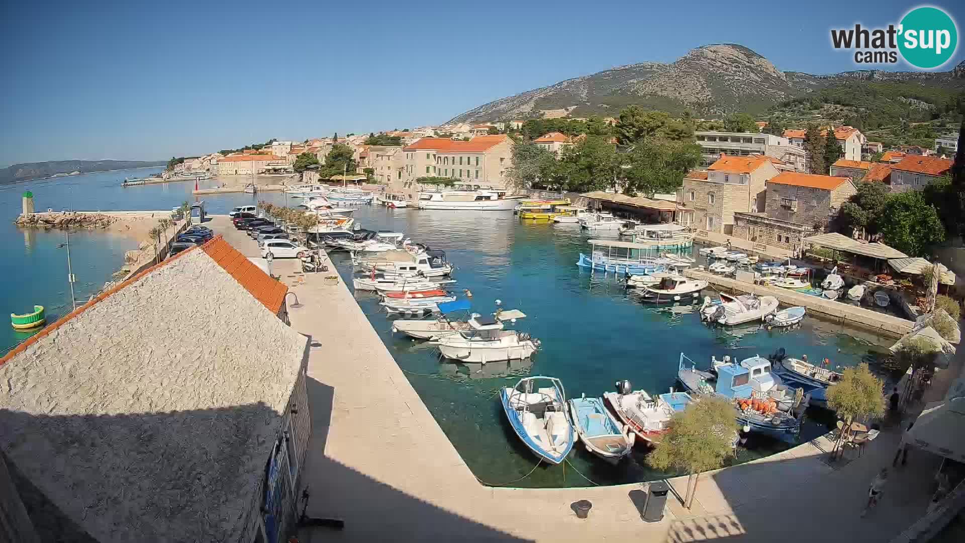 Webcam Bol Harbour – Live View of Bol Riva & Marina