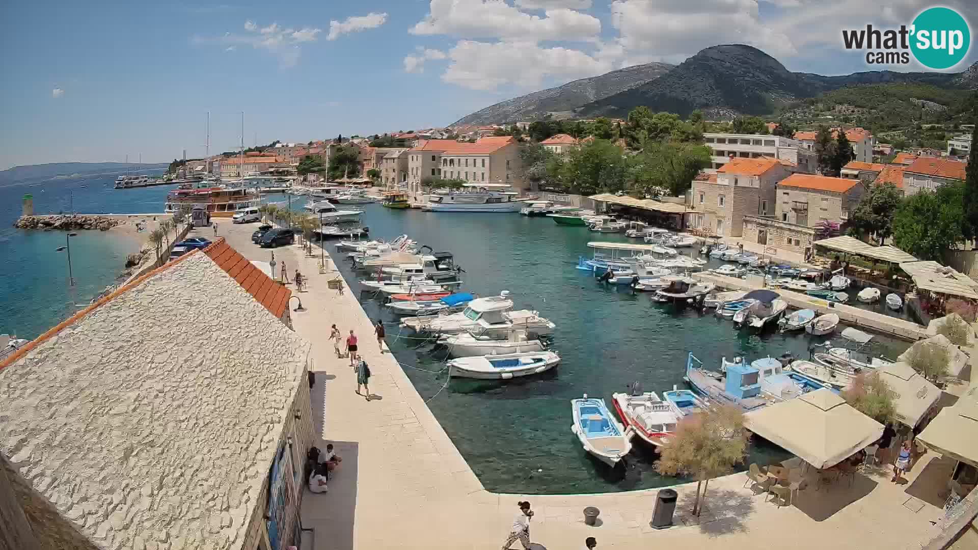Webcam Bol Harbour – Live View of Bol Riva & Marina