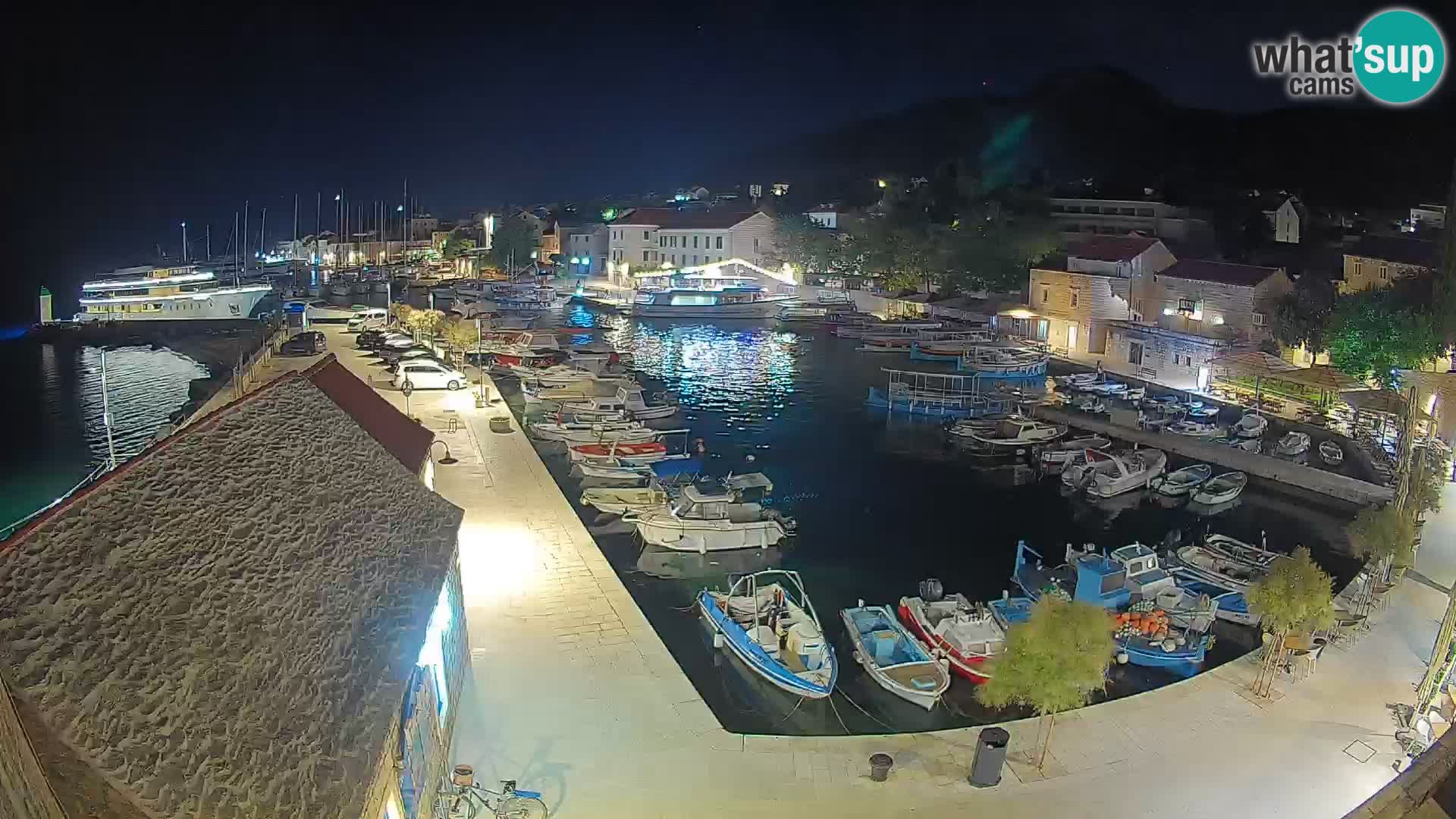 Webcam Bol Harbour – Live View of Bol Riva & Marina