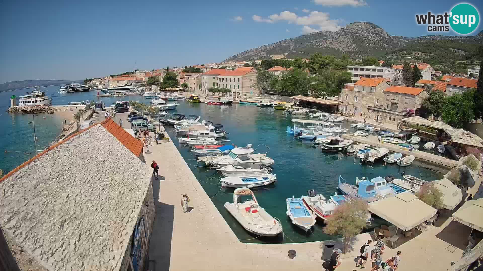 Webcam porto di Bol – Vista live sulla Riva e Marina