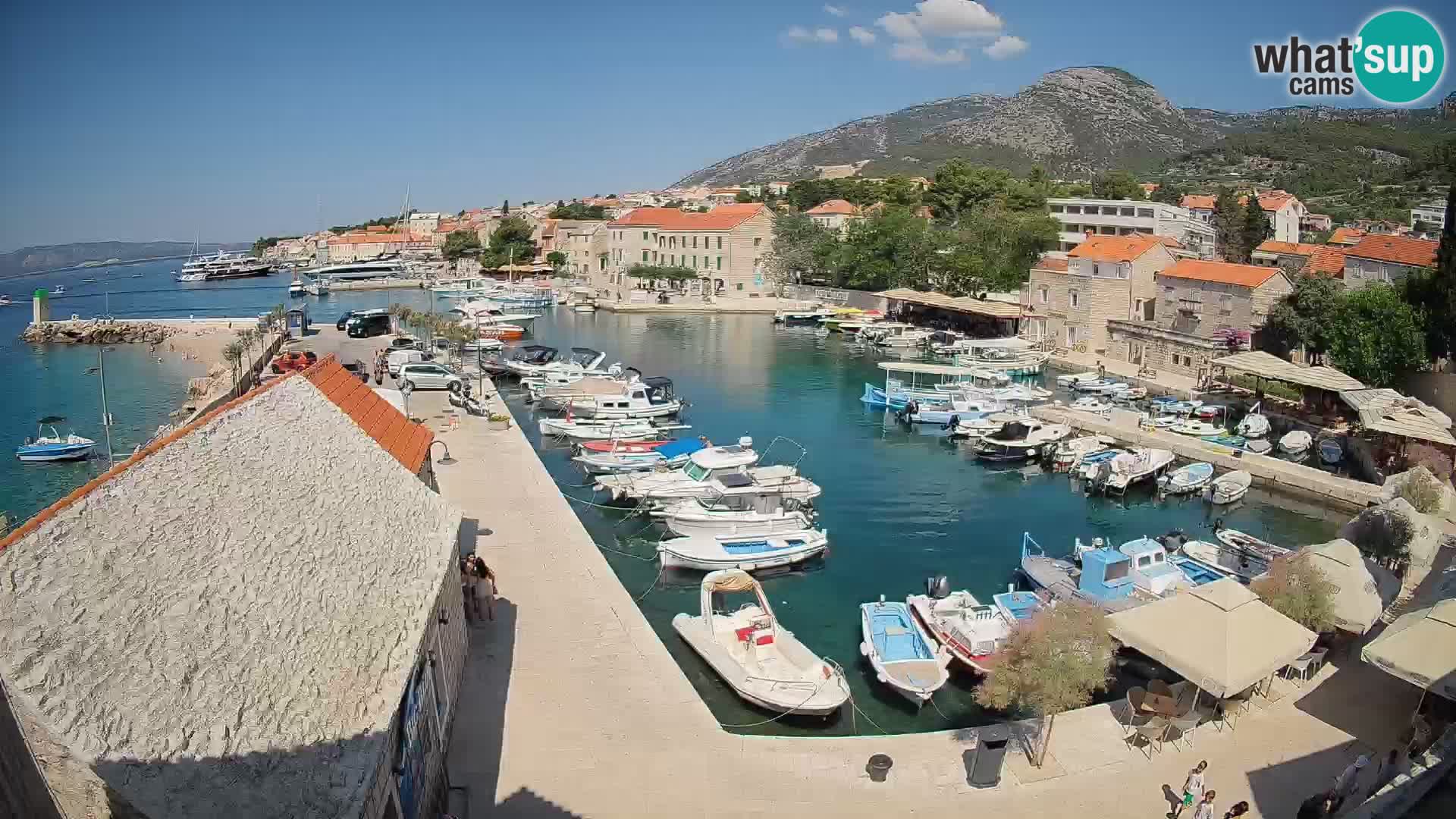 Webcam Bol Harbour – Live View of Bol Riva & Marina