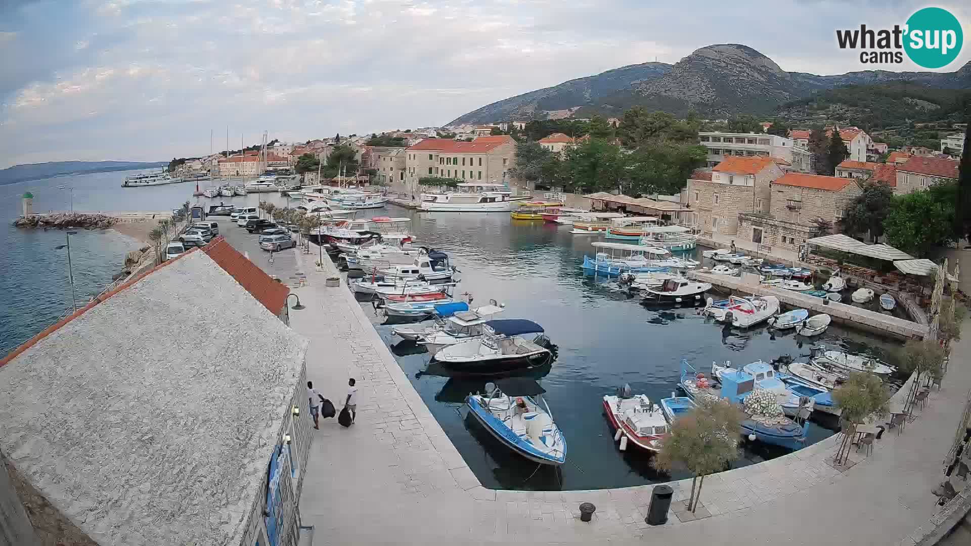 Webcam Bol Harbour – Live View of Bol Riva & Marina
