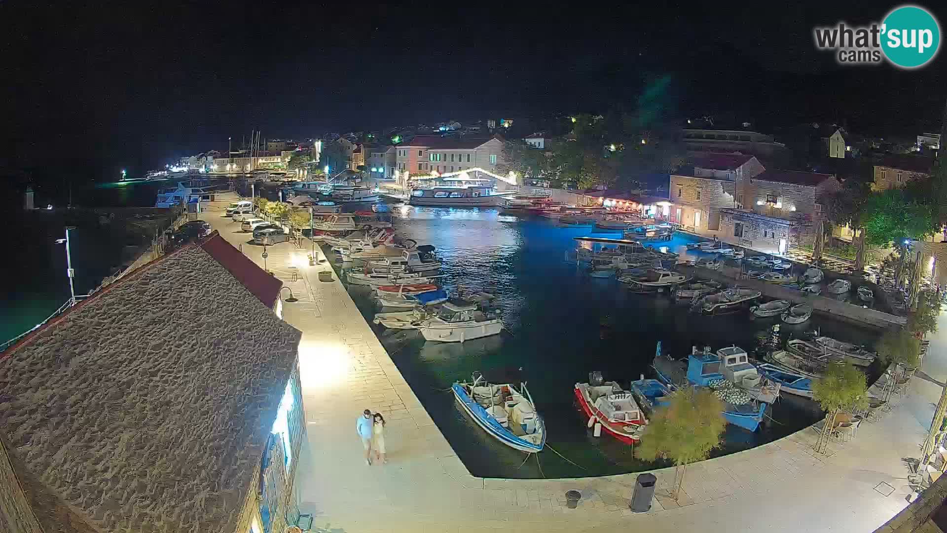 Webcam Bol Harbour – Live View of Bol Riva & Marina