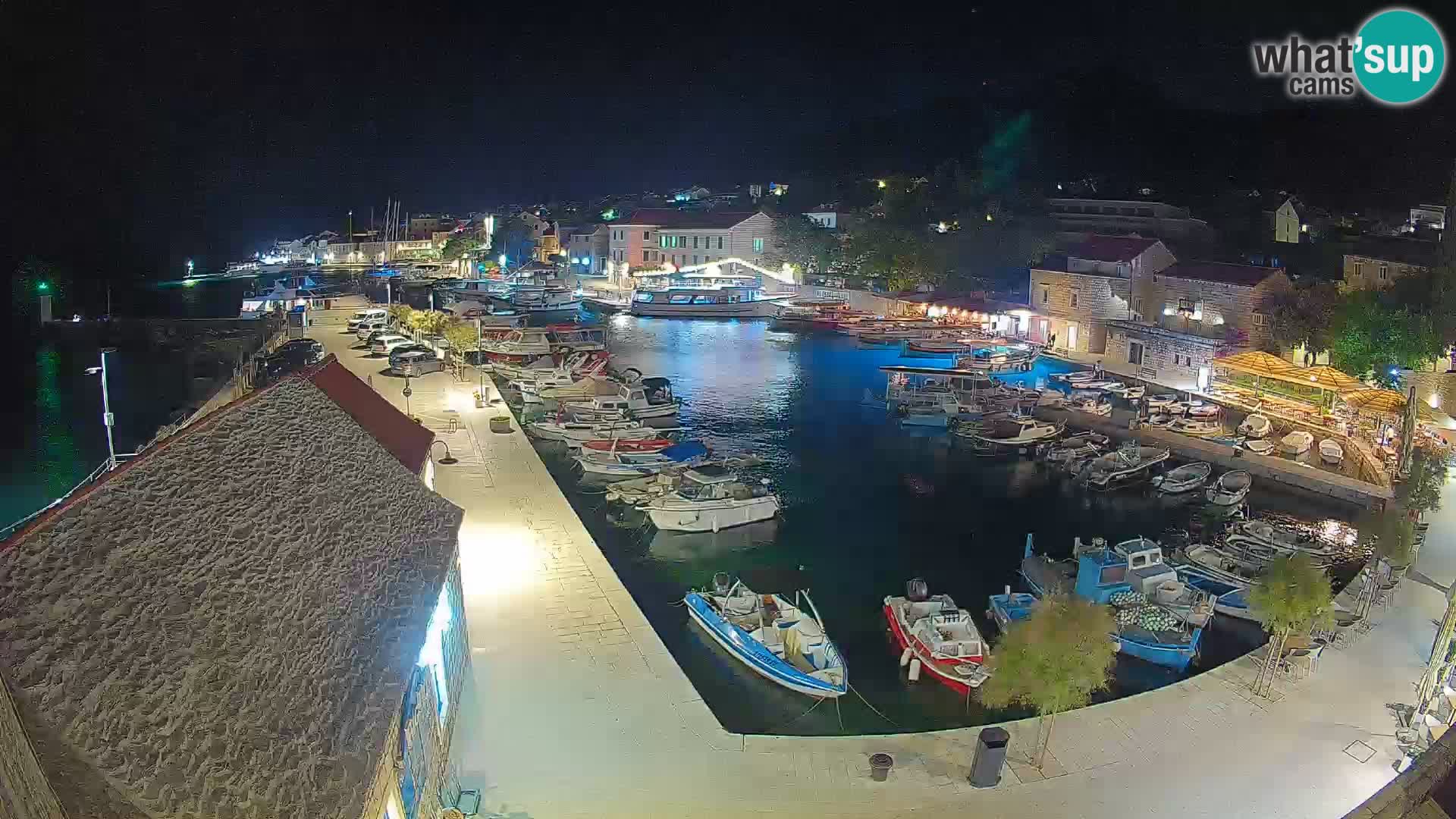 Webcam Bol Harbour – Live View of Bol Riva & Marina