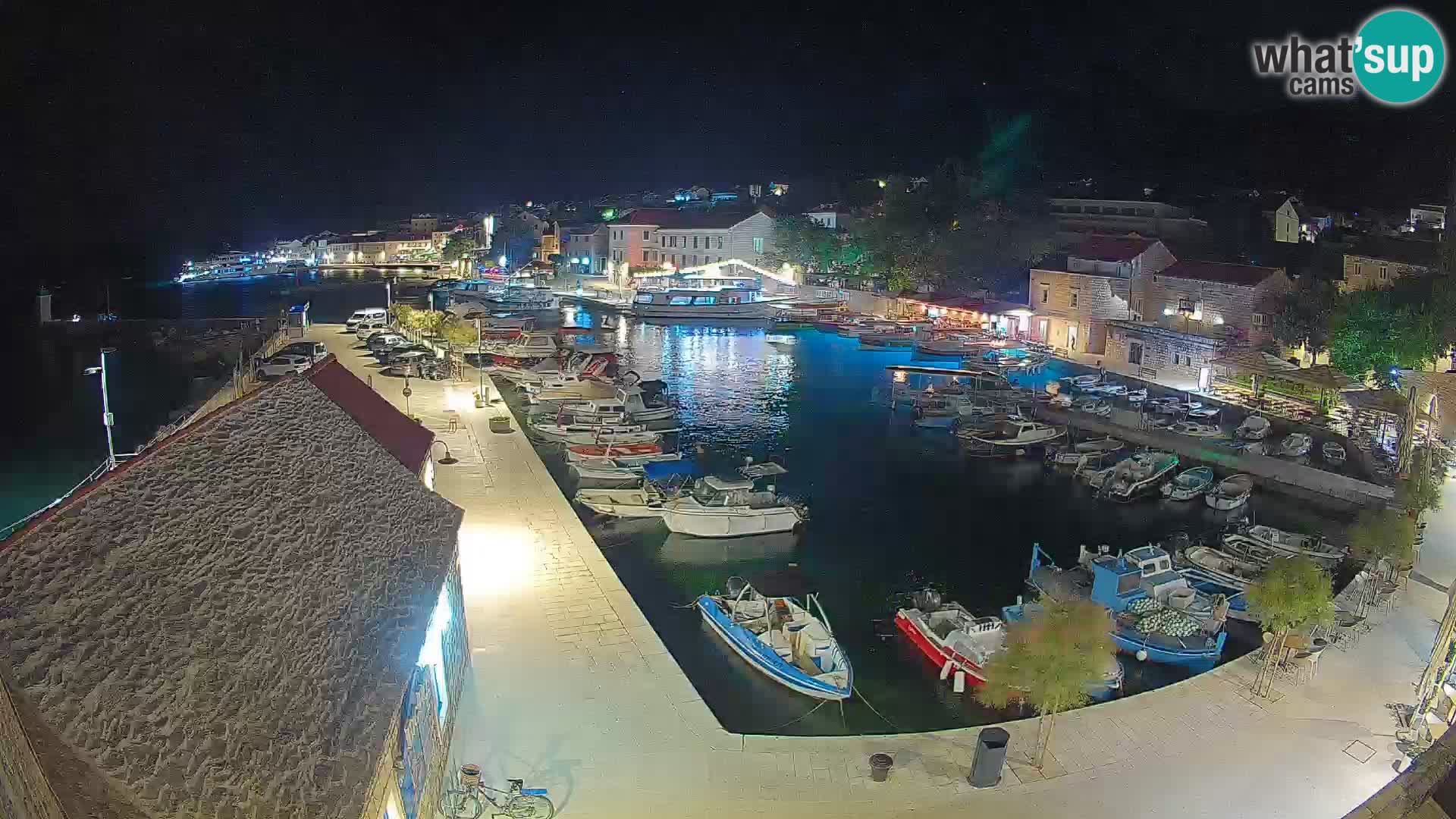 Webcam Bol Harbour – Live View of Bol Riva & Marina
