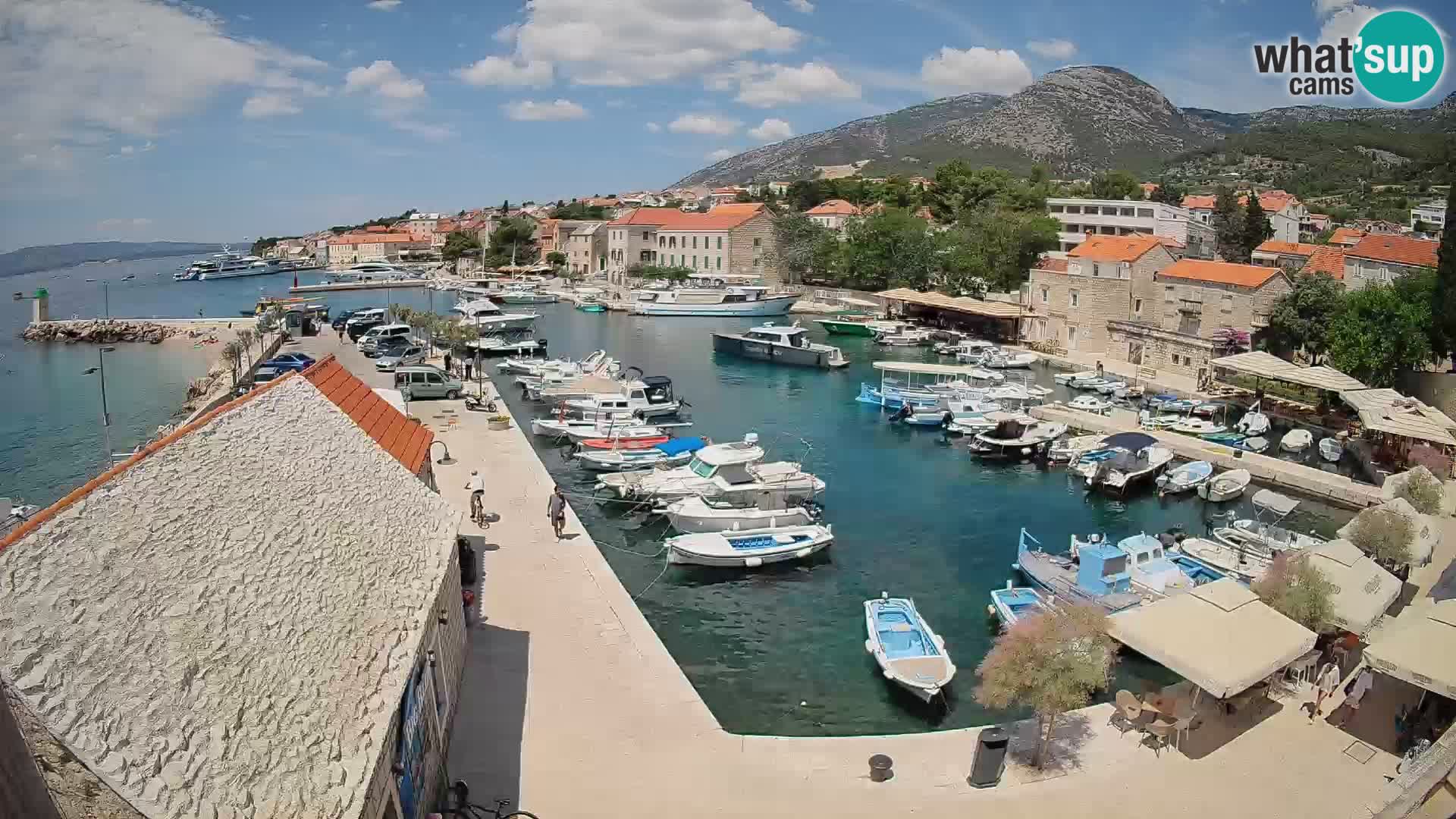 Webcam Bol Hafen – Liveblick auf Bol Riva & Marina