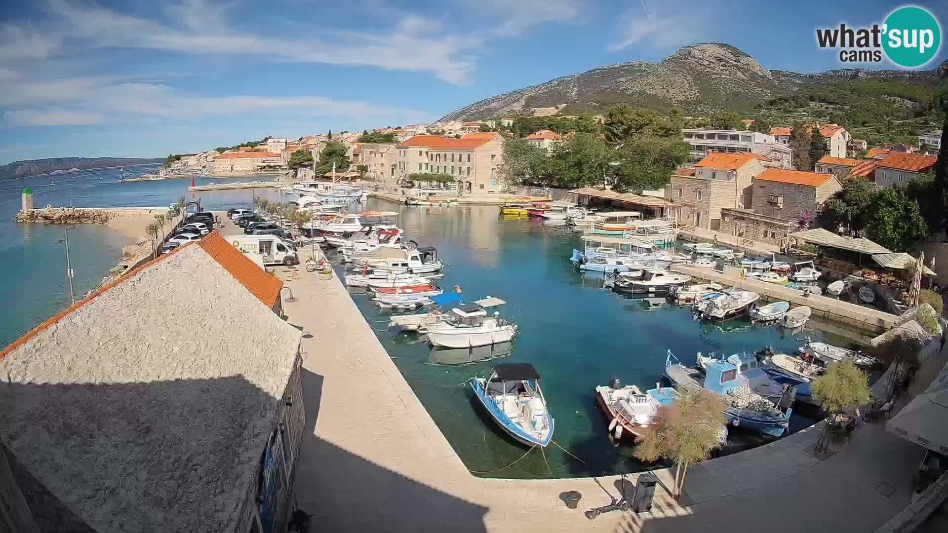 Webcam porto di Bol – Vista live sulla Riva e Marina