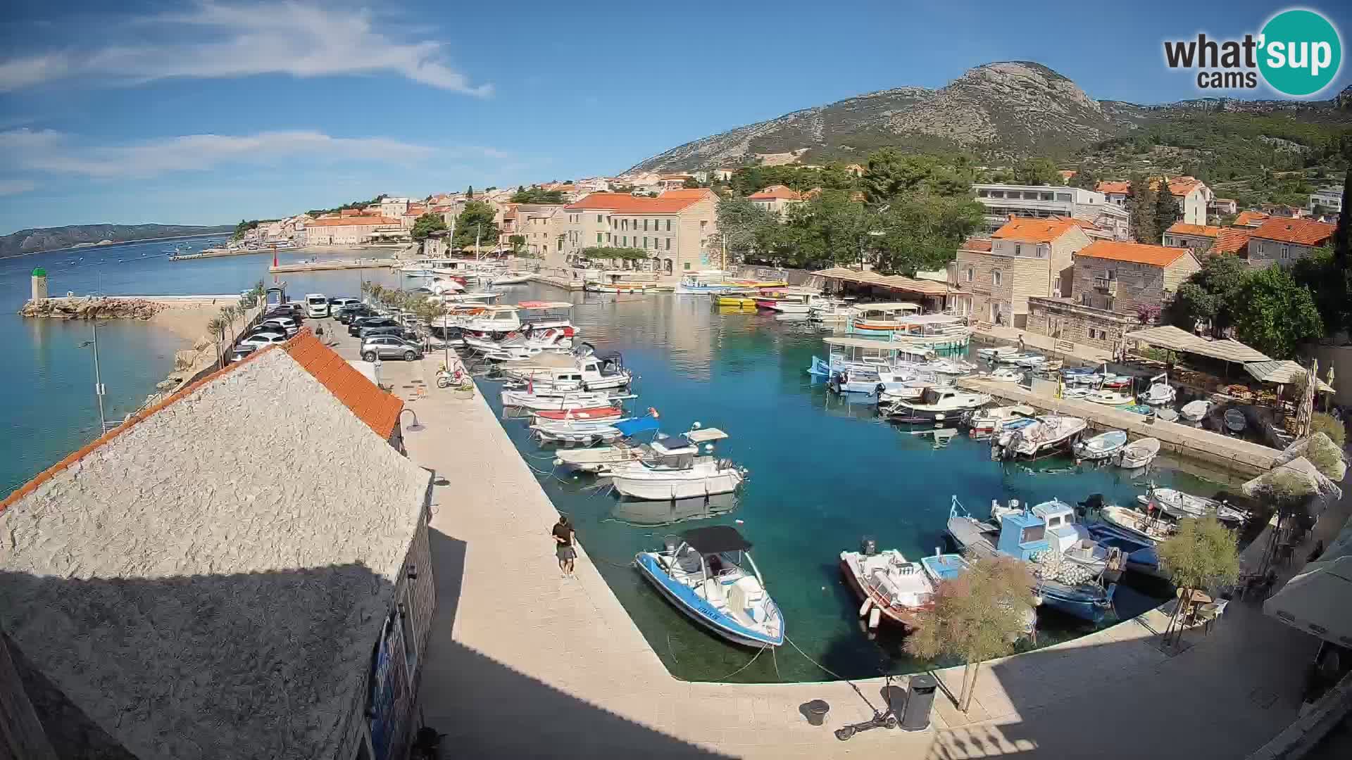 Webcam porto di Bol – Vista live sulla Riva e Marina