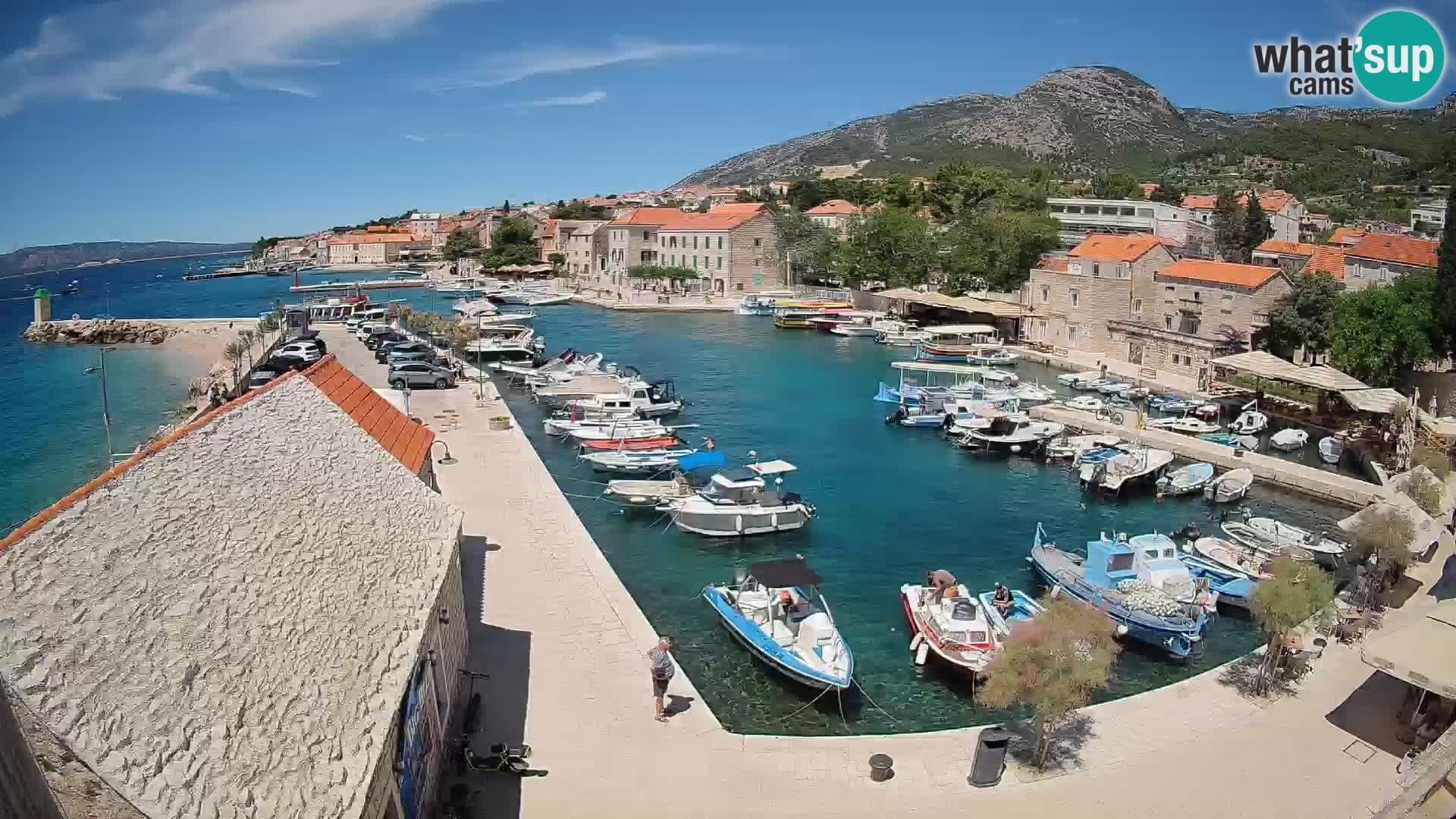 Webcam Bol Harbour – Live View of Bol Riva & Marina