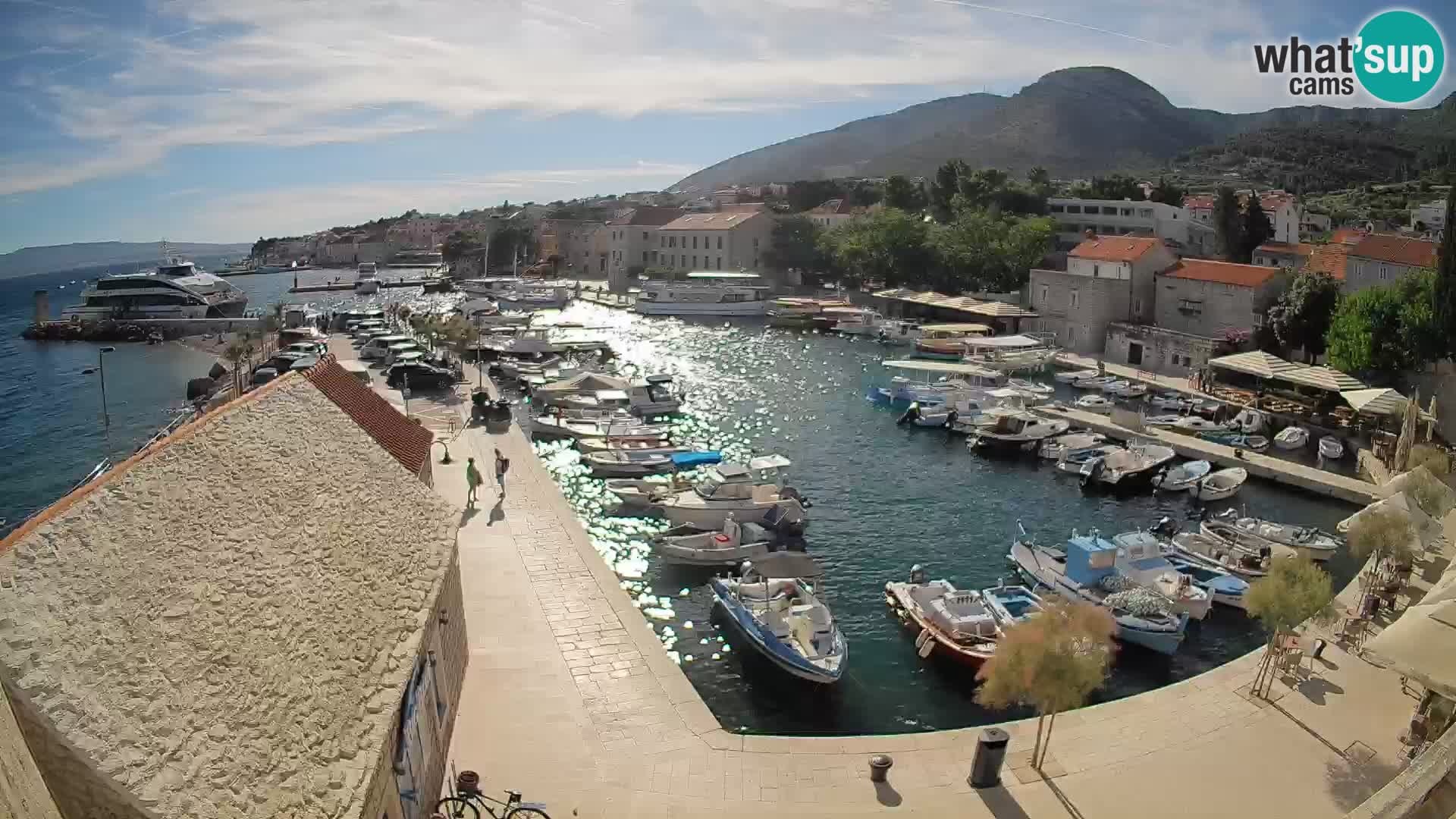 Webcam Bol Harbour – Live View of Bol Riva & Marina