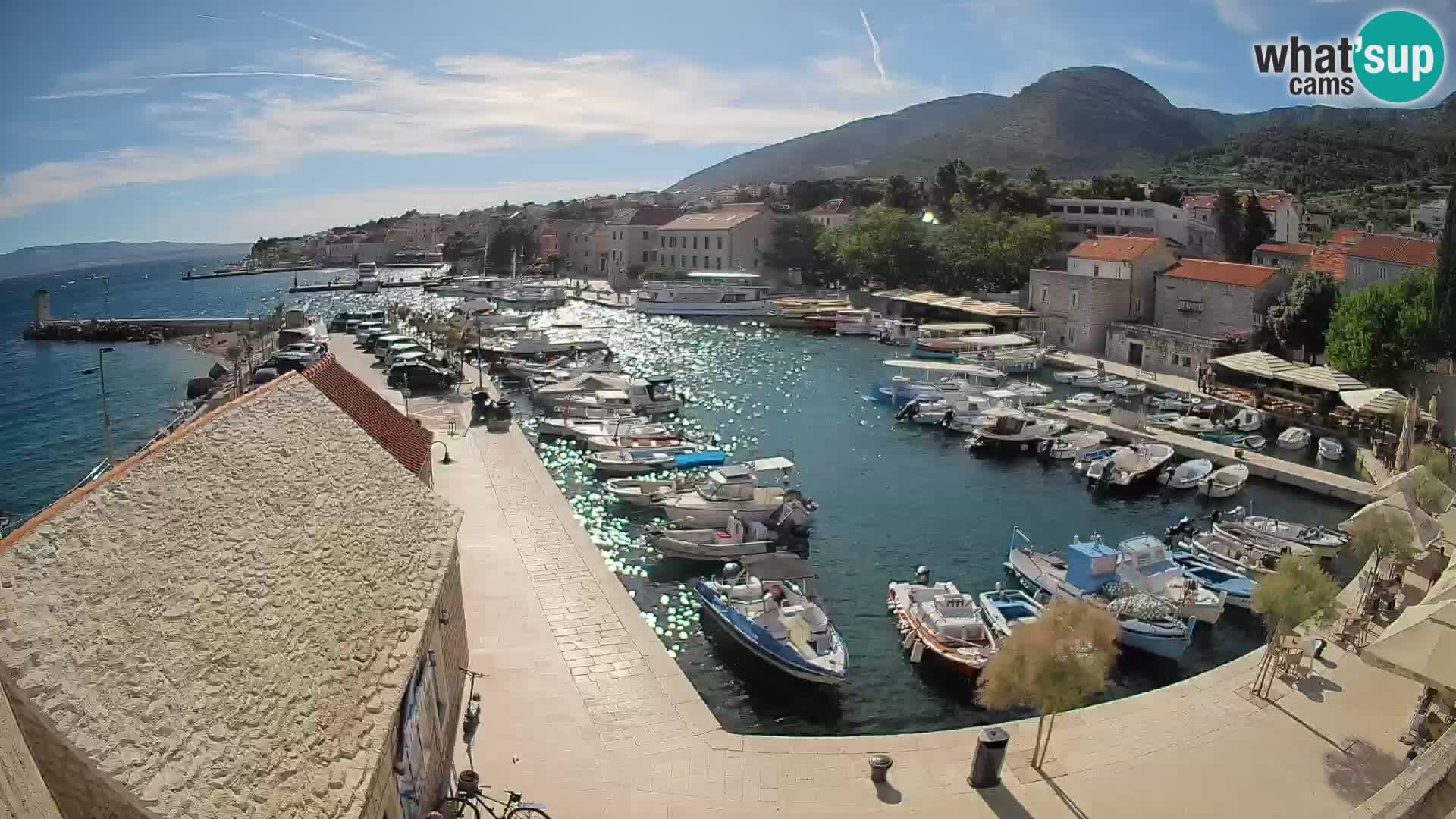 Webcam Bol Harbour – Live View of Bol Riva & Marina